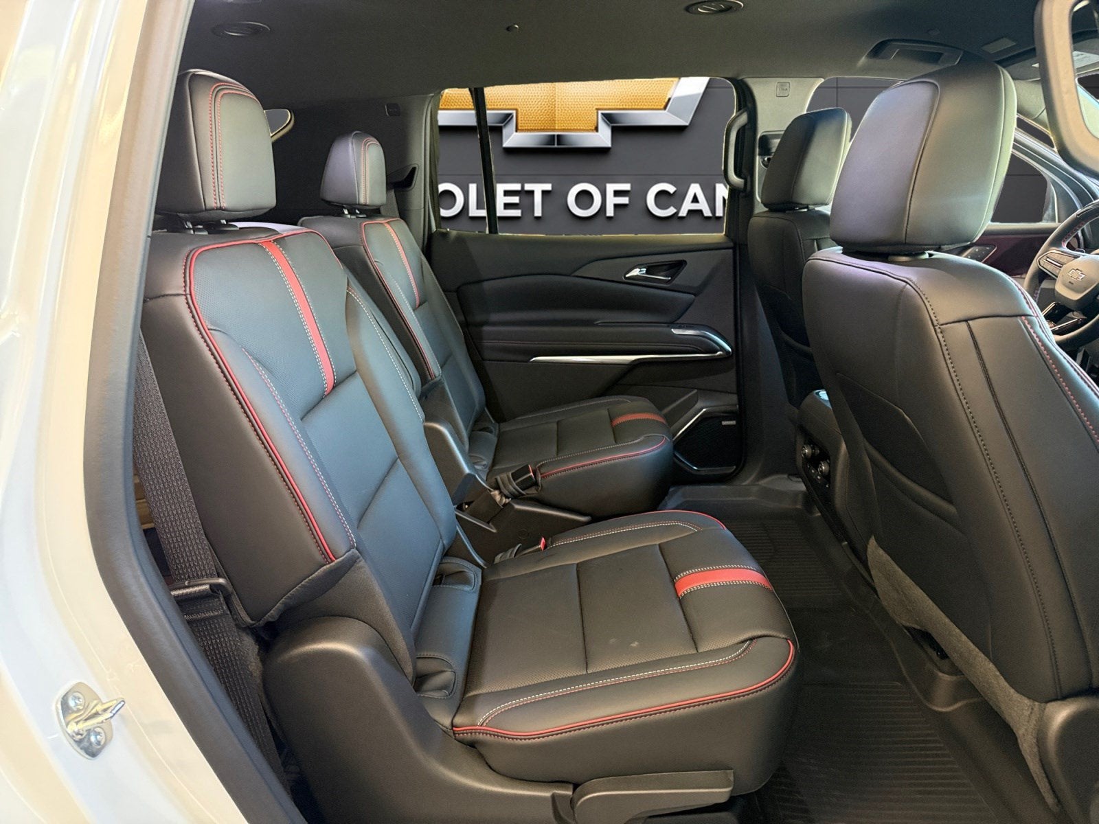 2027 Chevrolet Traverse FWD RS