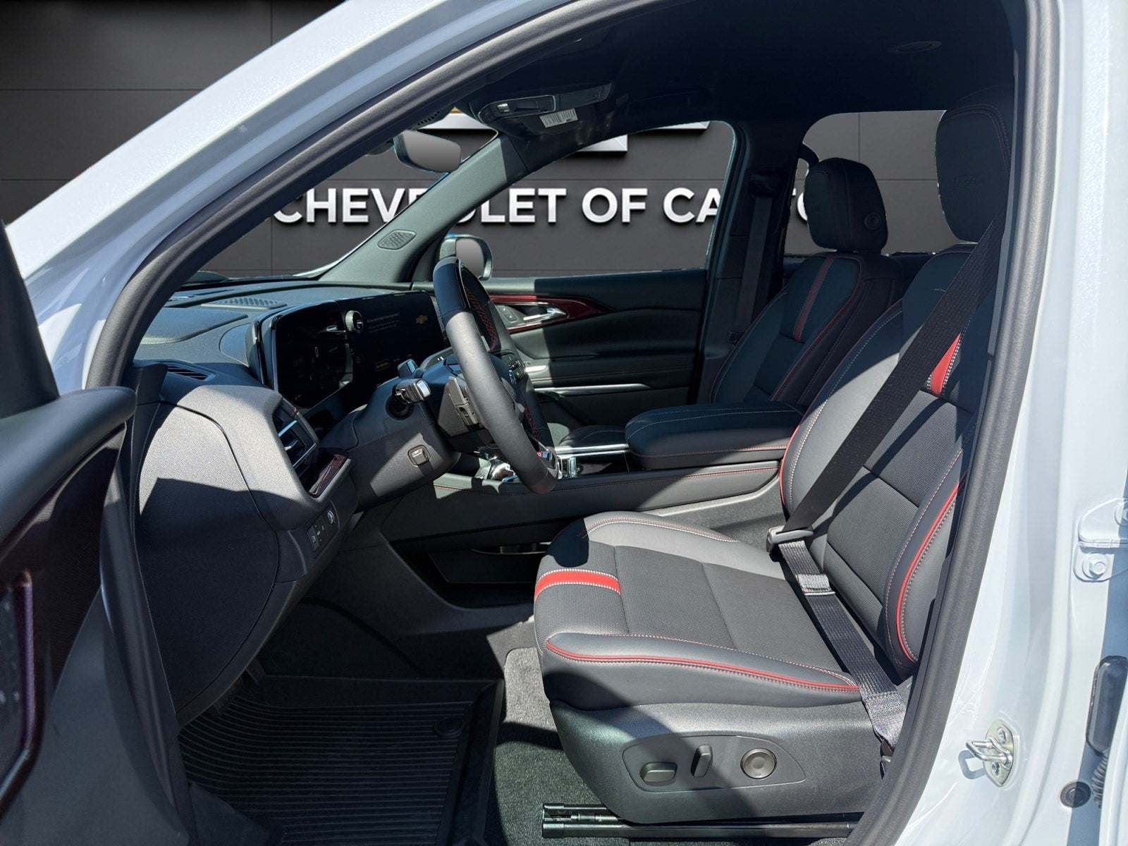 2027 Chevrolet Traverse FWD RS