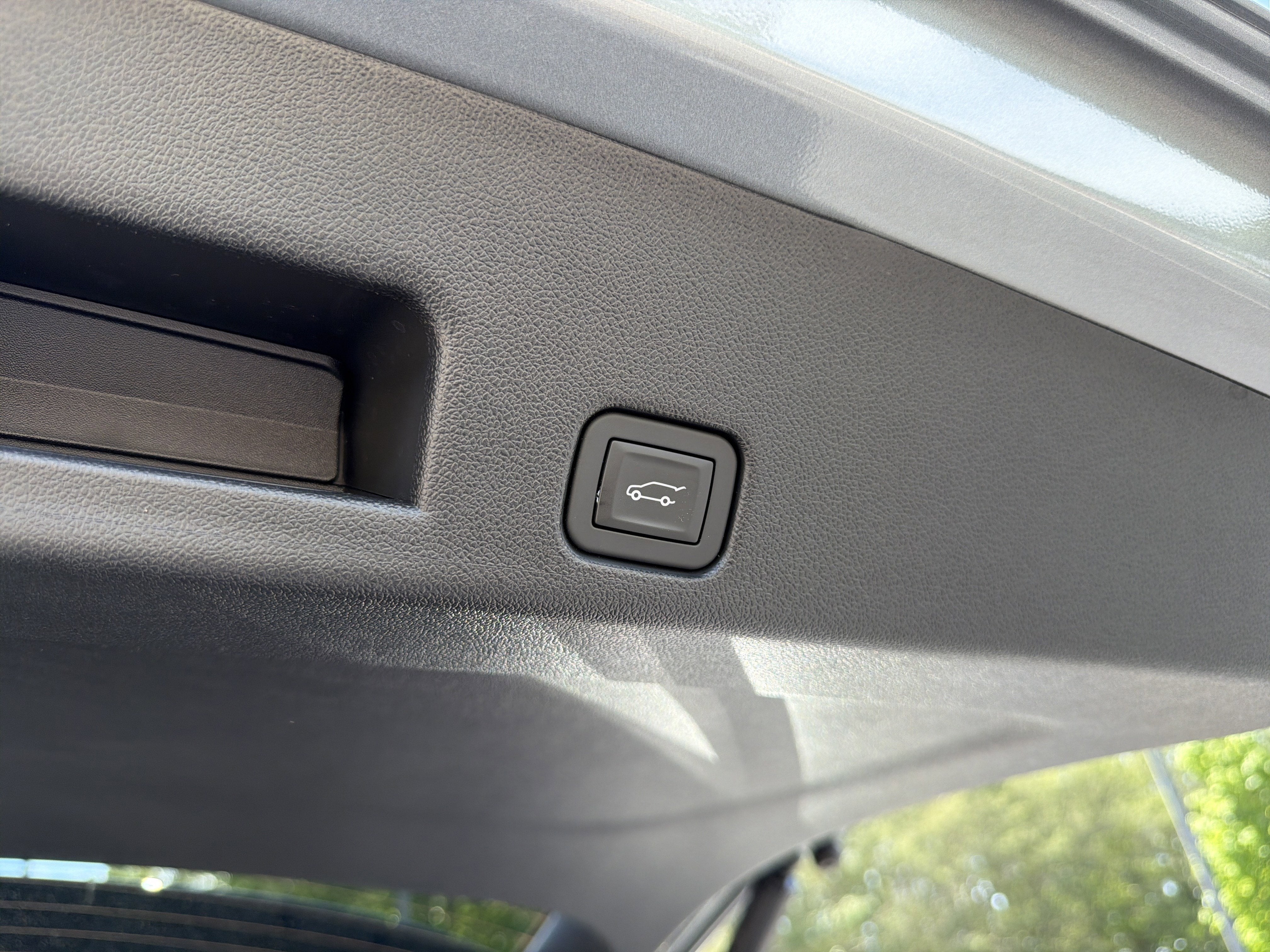 2026 Chevrolet Traverse FWD RS