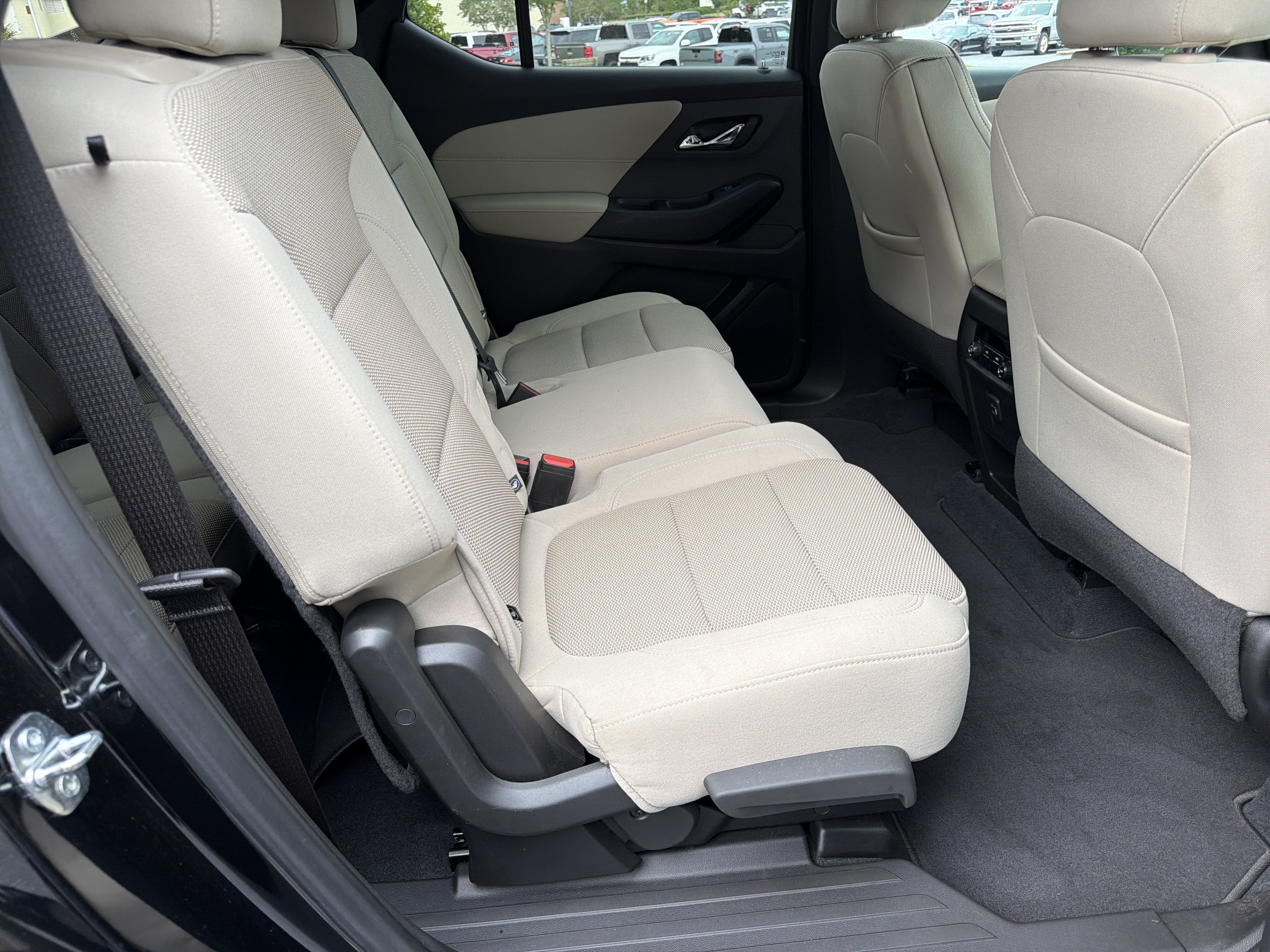 2022 Chevrolet Traverse LS