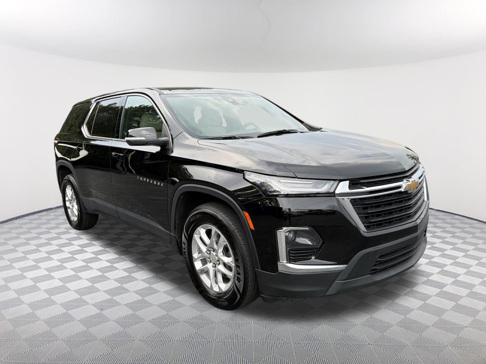 2022 Chevrolet Traverse LS
