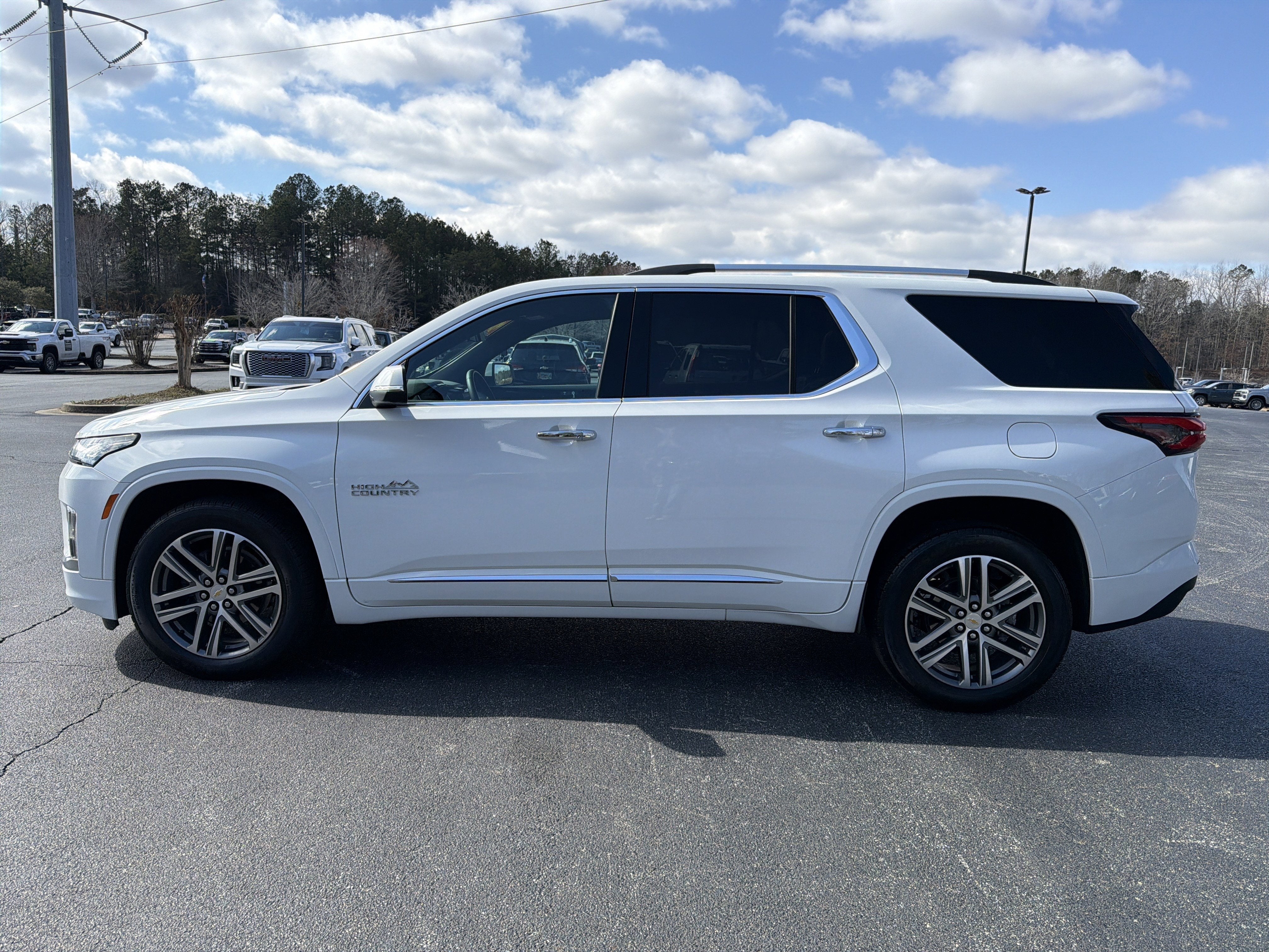 2023 Chevrolet Traverse High Country