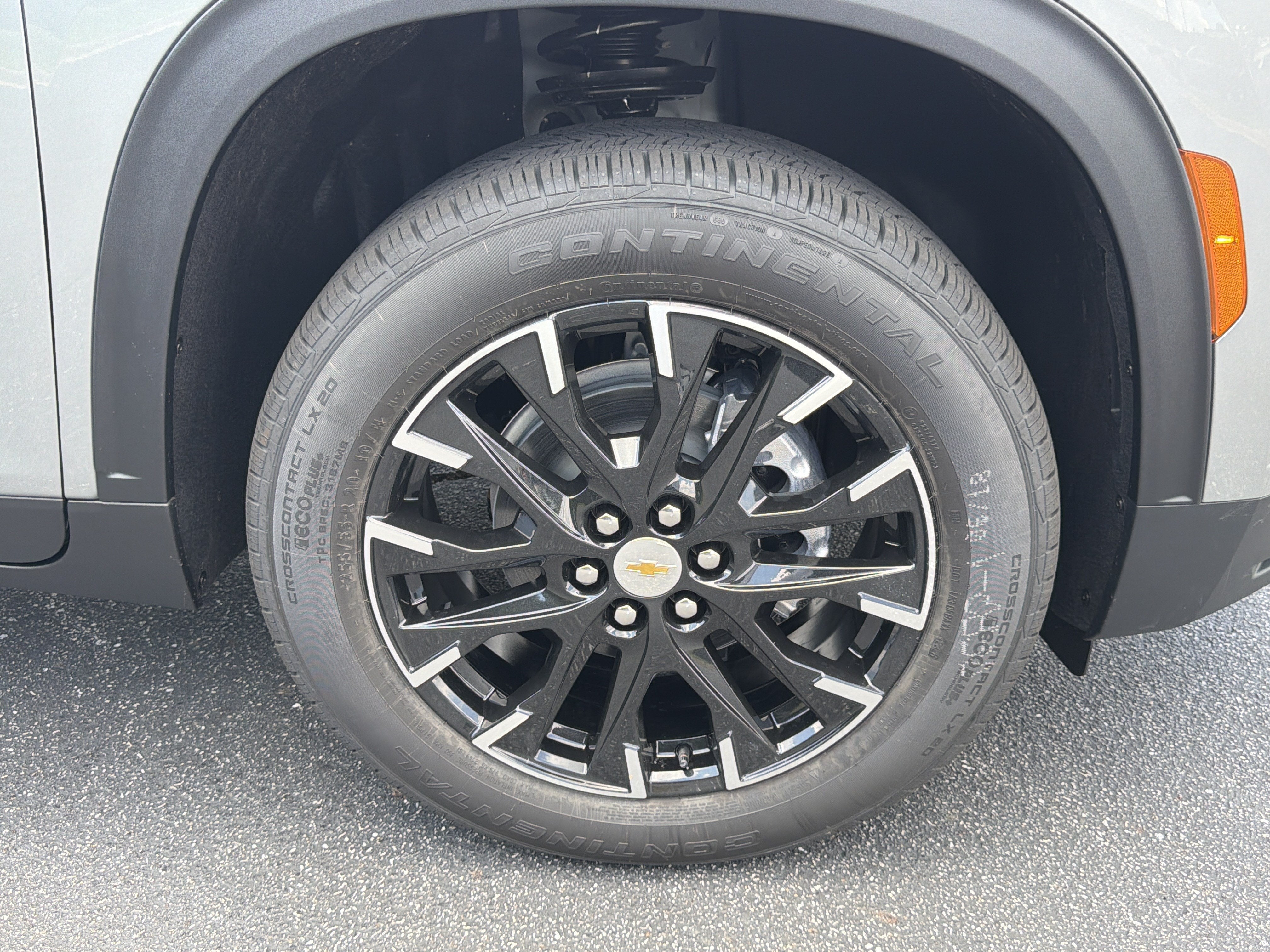 2026 Chevrolet Traverse AWD LT