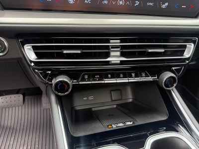 2027 Chevrolet Traverse AWD LT