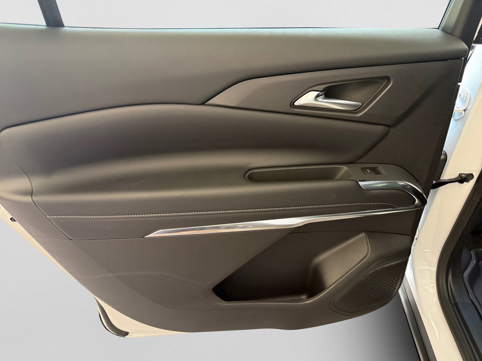 2027 Chevrolet Traverse AWD LT
