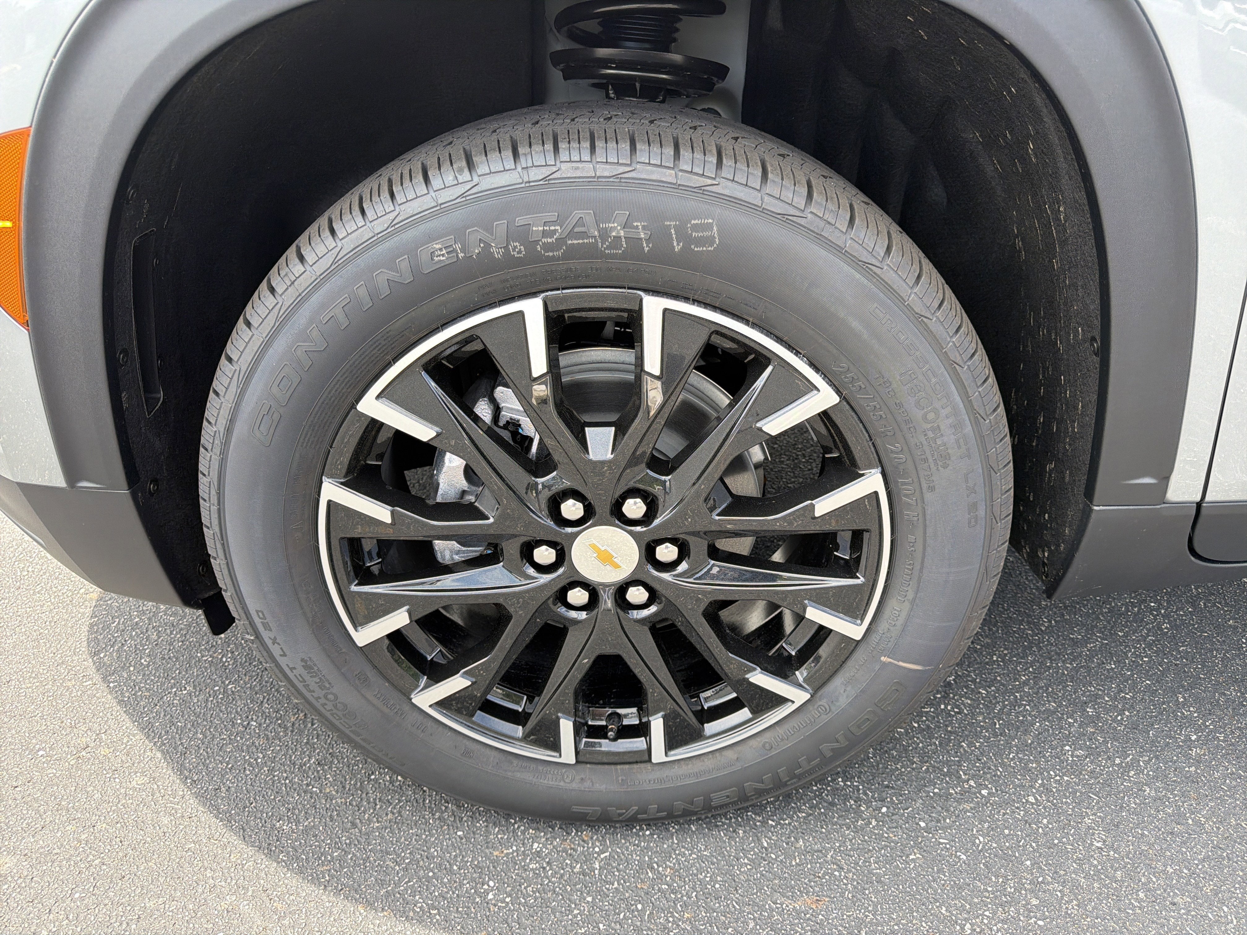 2025 Chevrolet Traverse AWD LT