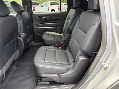 2025 Chevrolet Traverse AWD LT