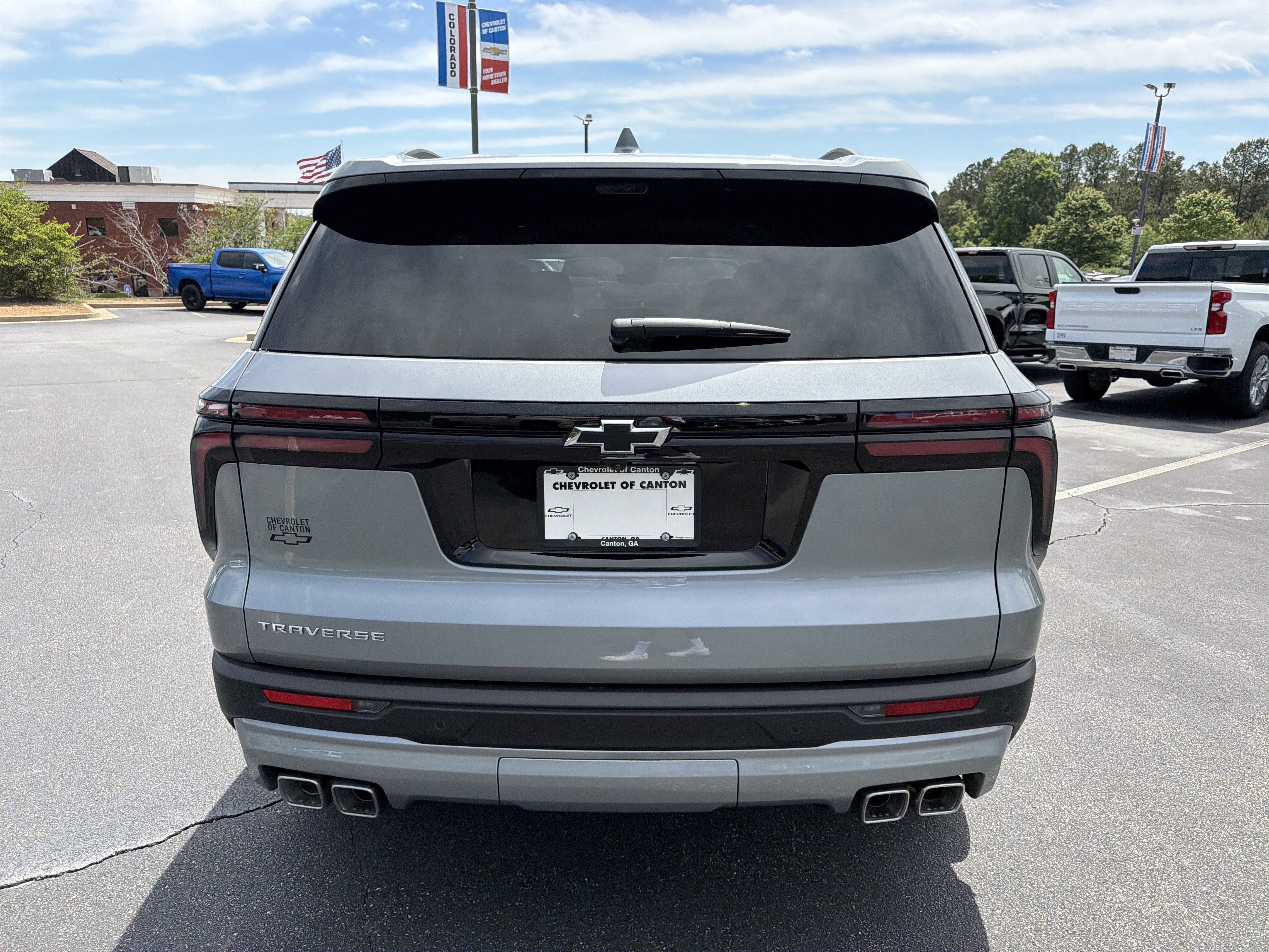 2025 Chevrolet Traverse AWD LT