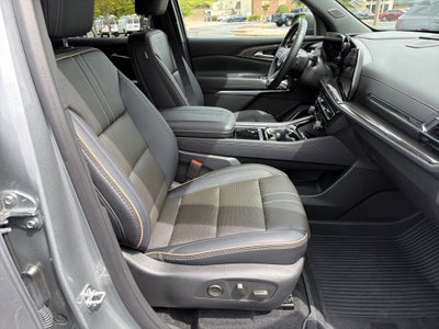 2025 Chevrolet Traverse AWD High Country