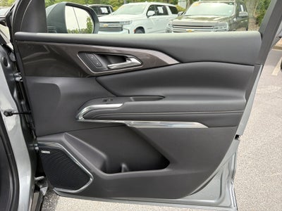 2025 Chevrolet Traverse AWD High Country