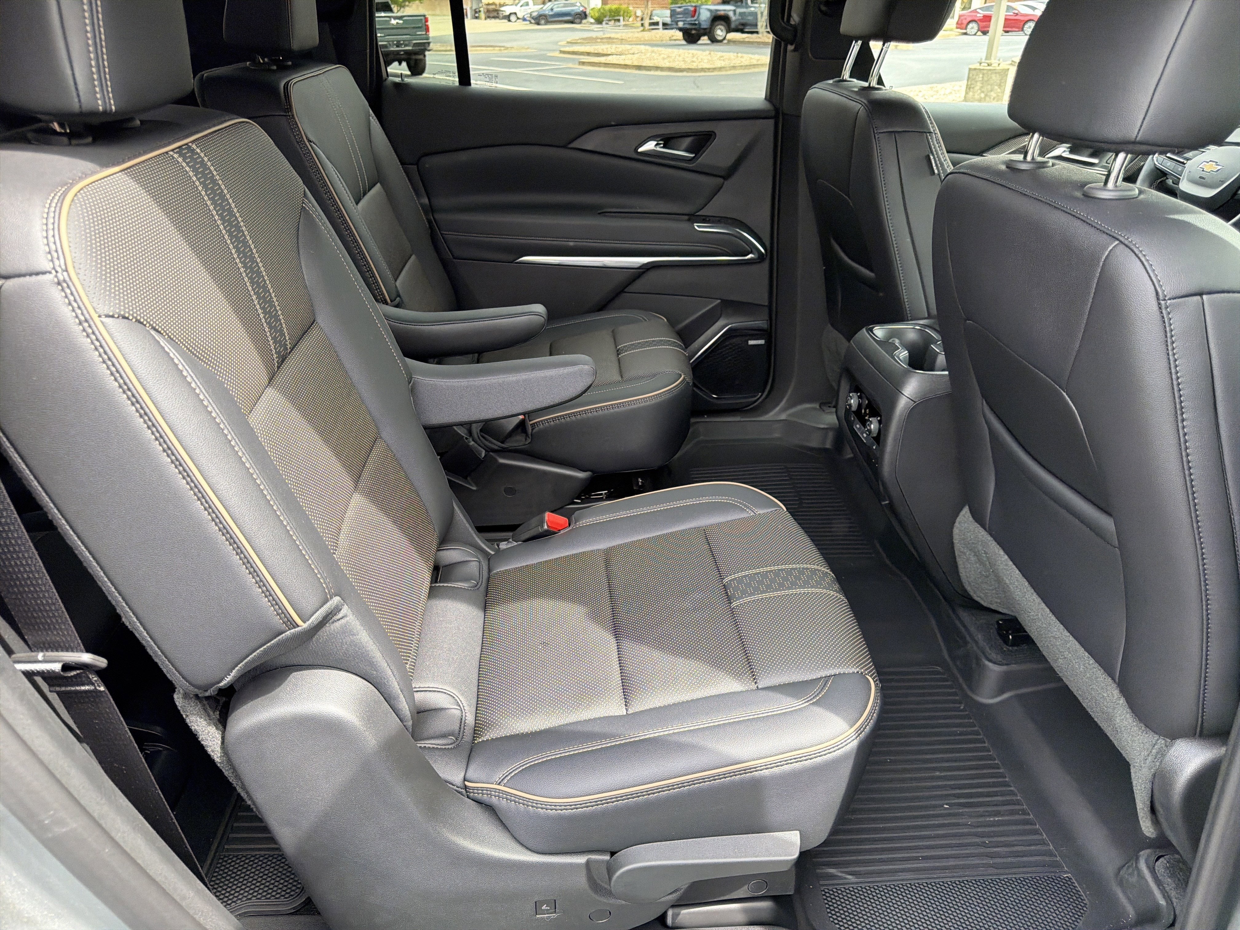 2025 Chevrolet Traverse AWD High Country