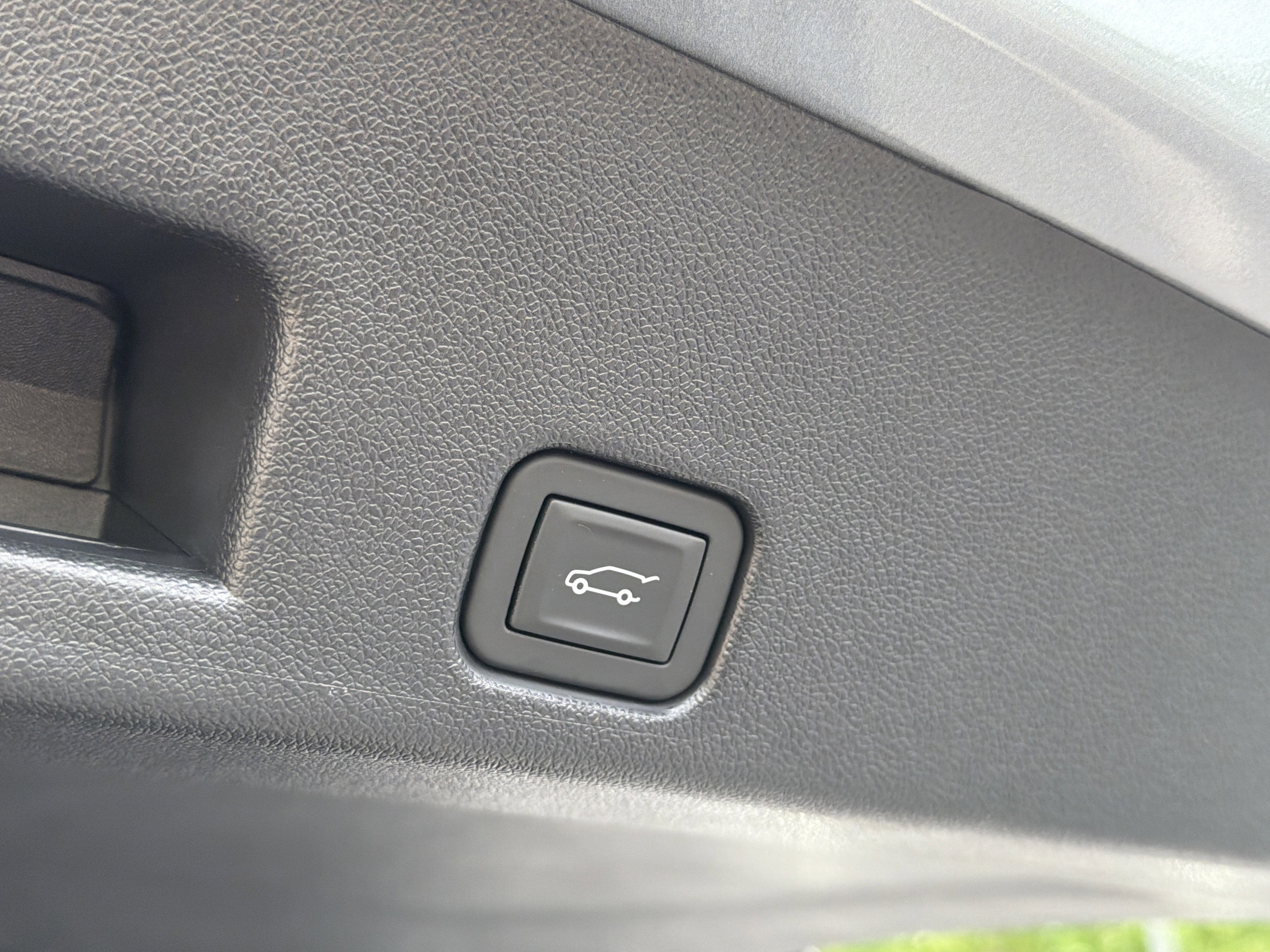 2025 Chevrolet Traverse AWD High Country