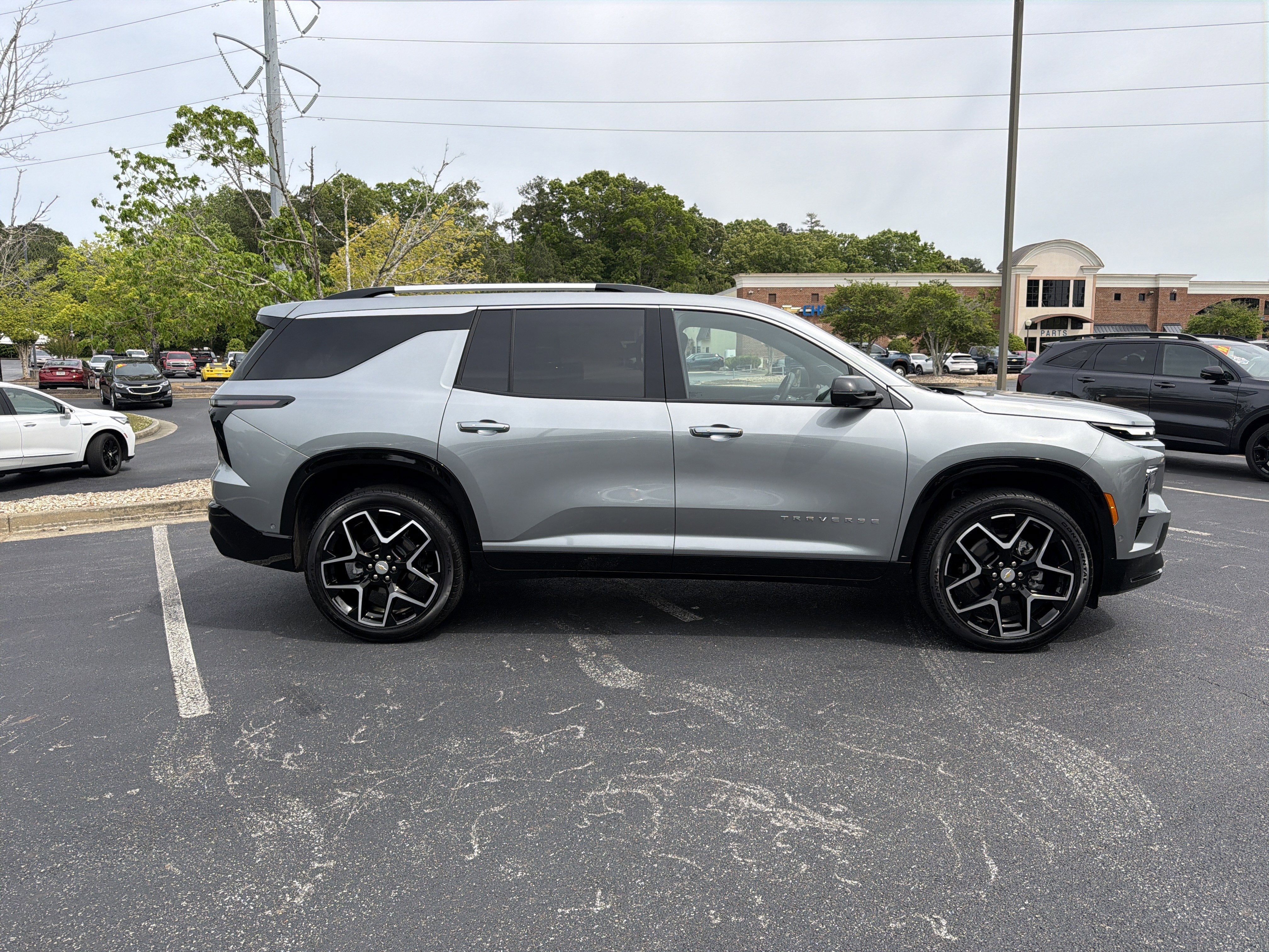 2025 Chevrolet Traverse AWD High Country