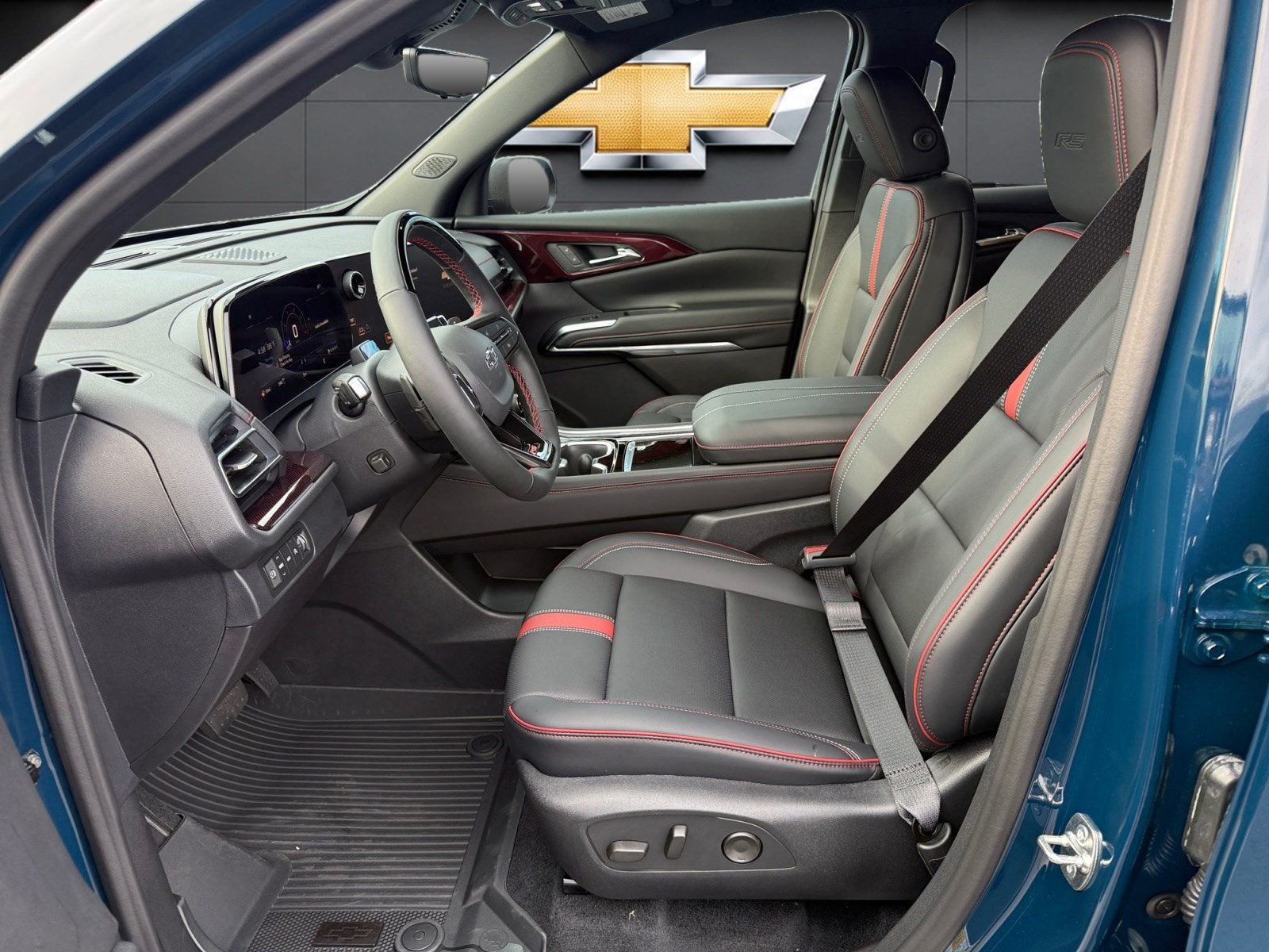 2027 Chevrolet Traverse AWD RS