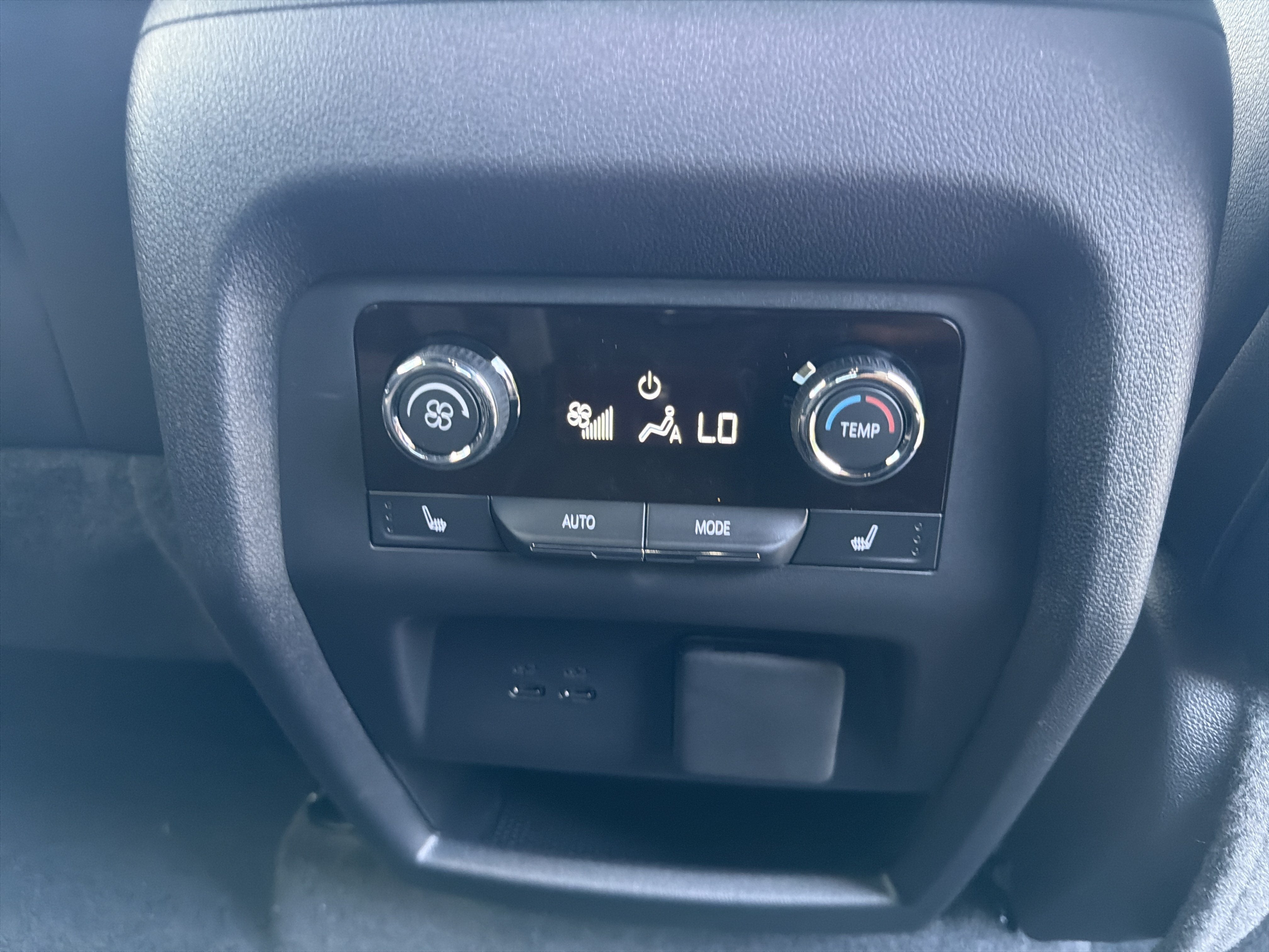 2026 Chevrolet Traverse AWD RS
