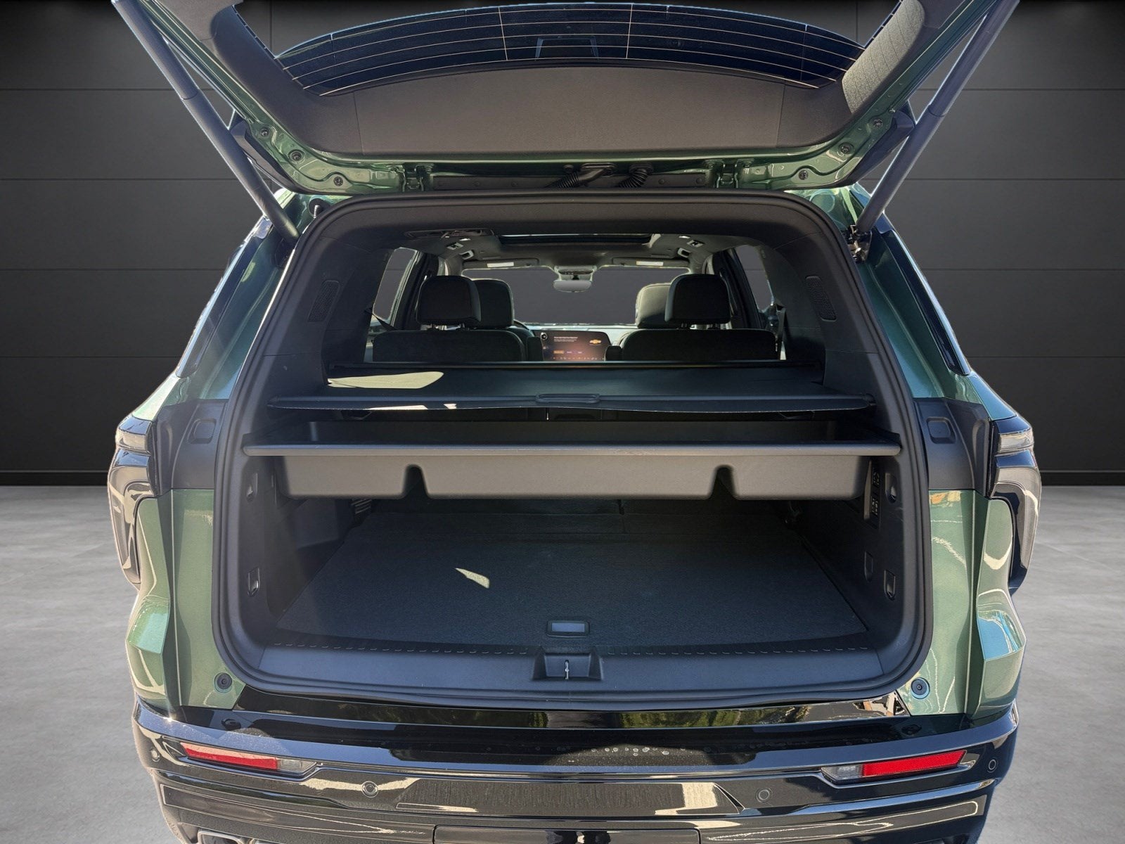 2027 Chevrolet Traverse AWD RS