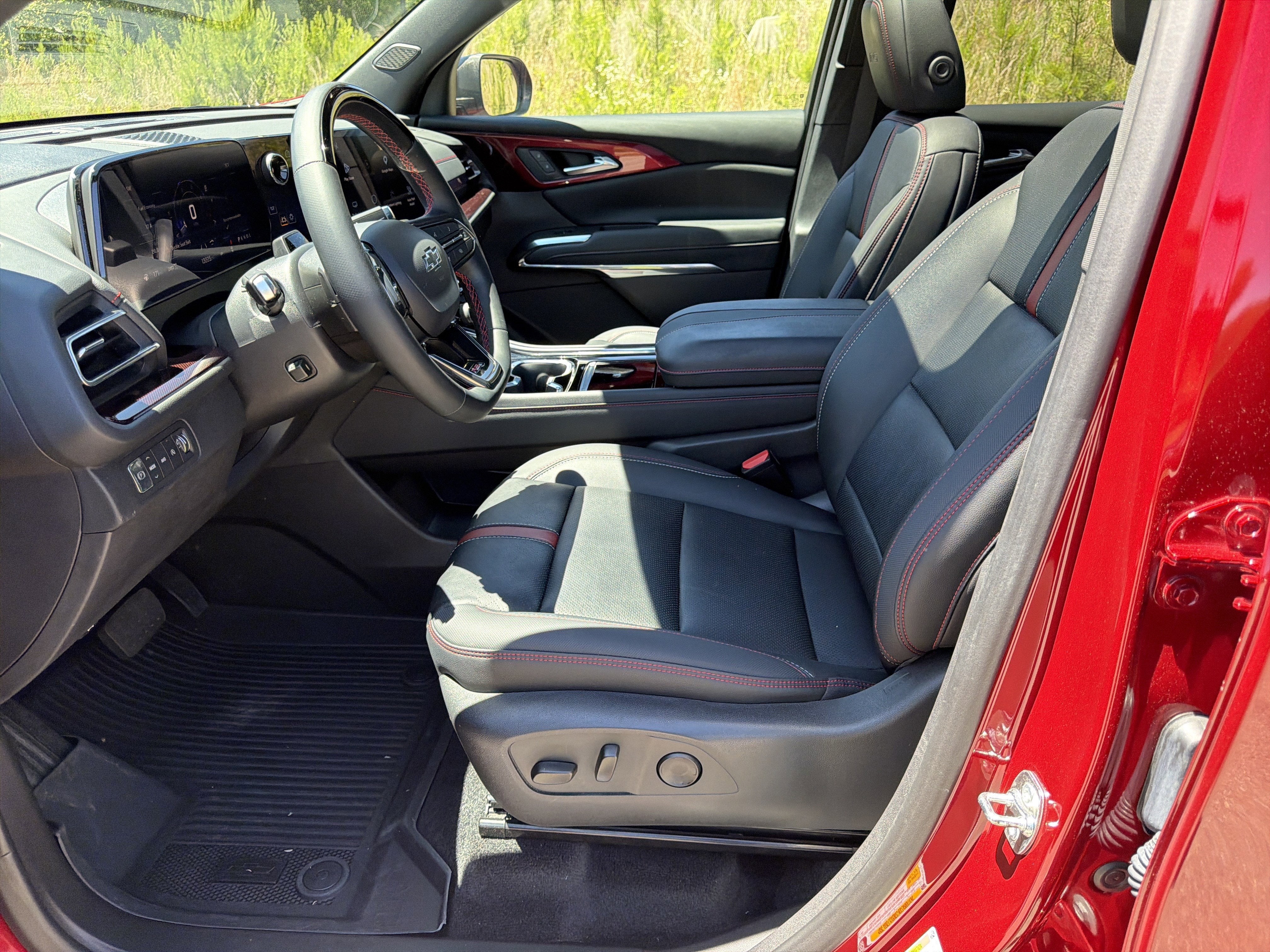 2025 Chevrolet Traverse AWD RS