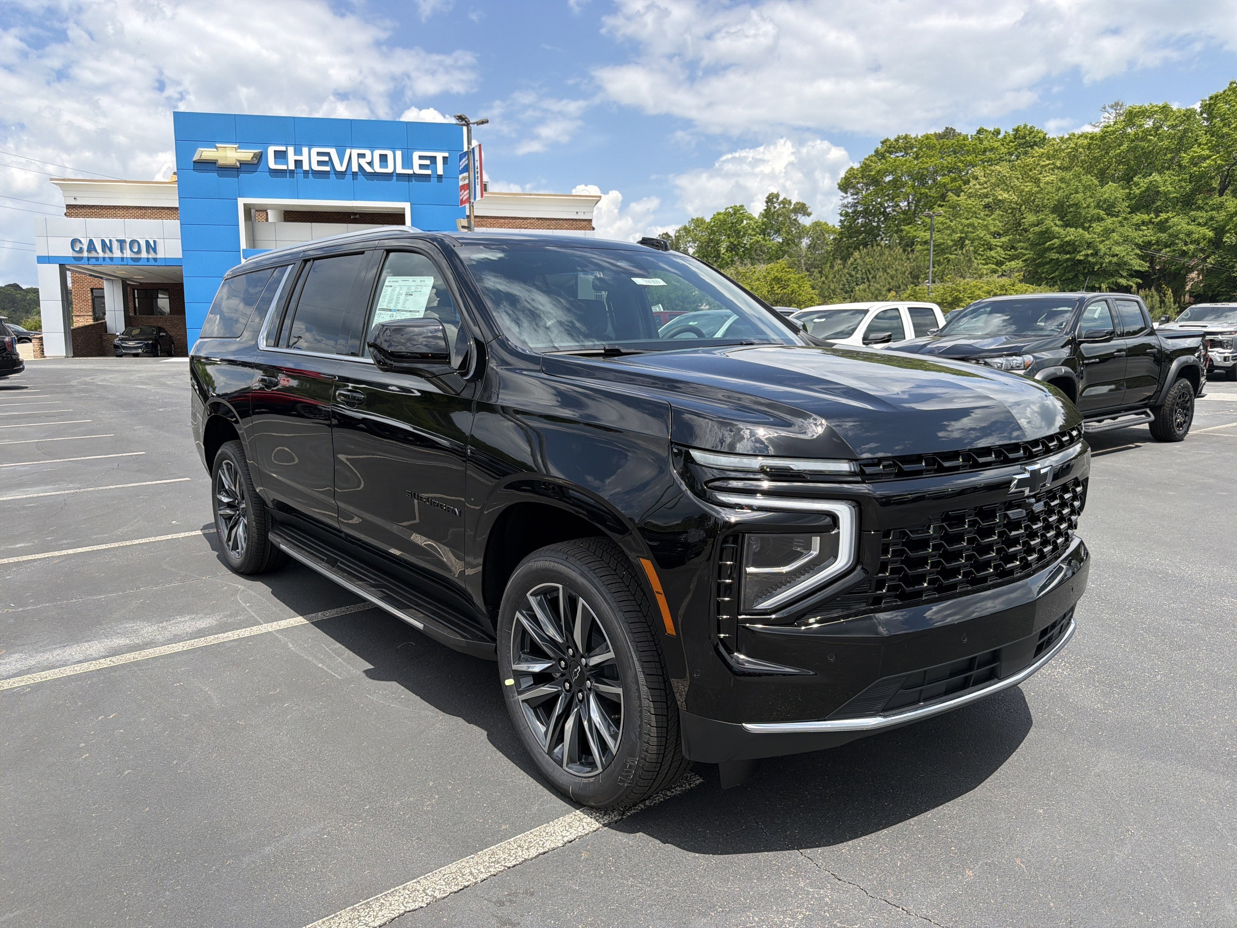 2026 Chevrolet Suburban LS