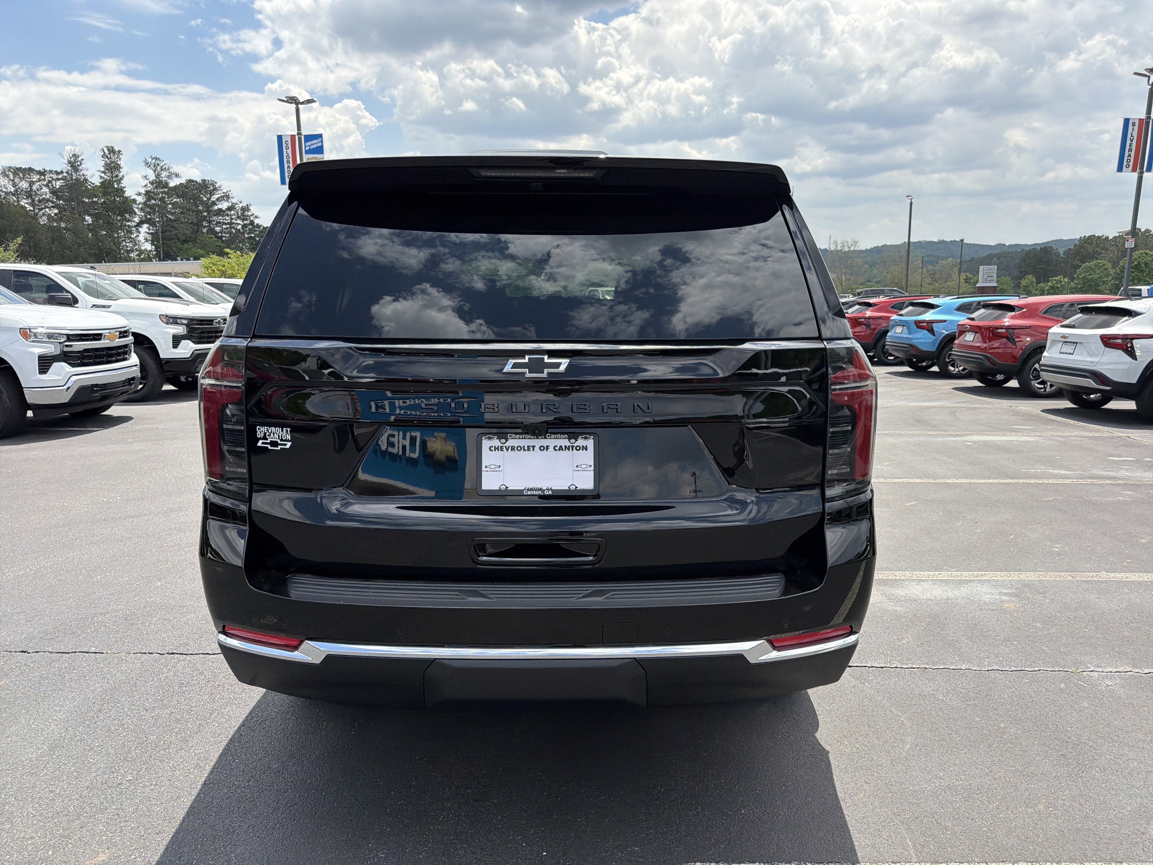 2026 Chevrolet Suburban LS
