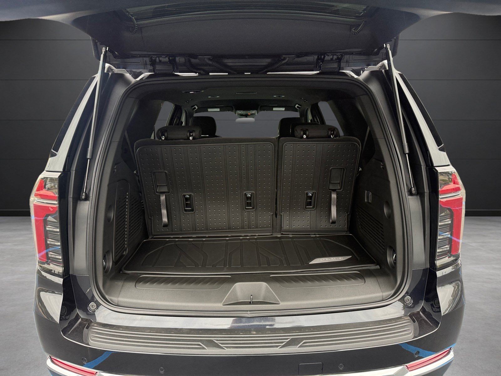 2027 Chevrolet Tahoe LS
