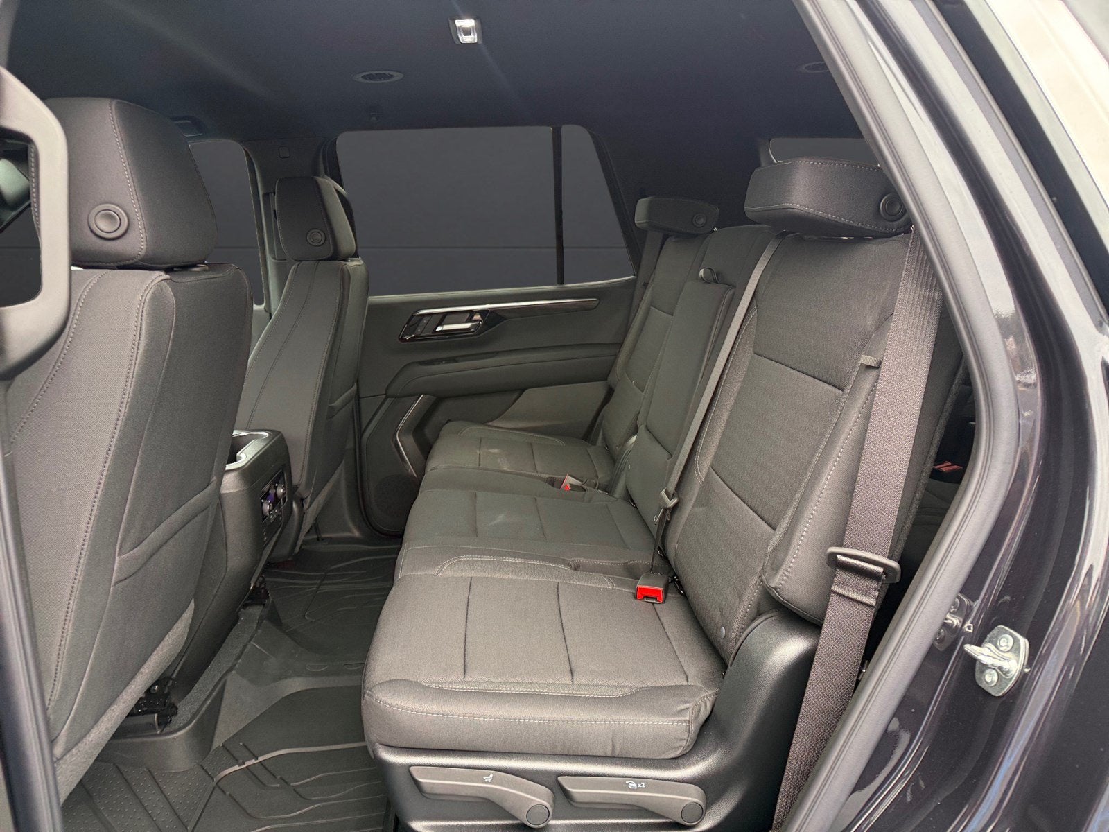 2027 Chevrolet Tahoe LS