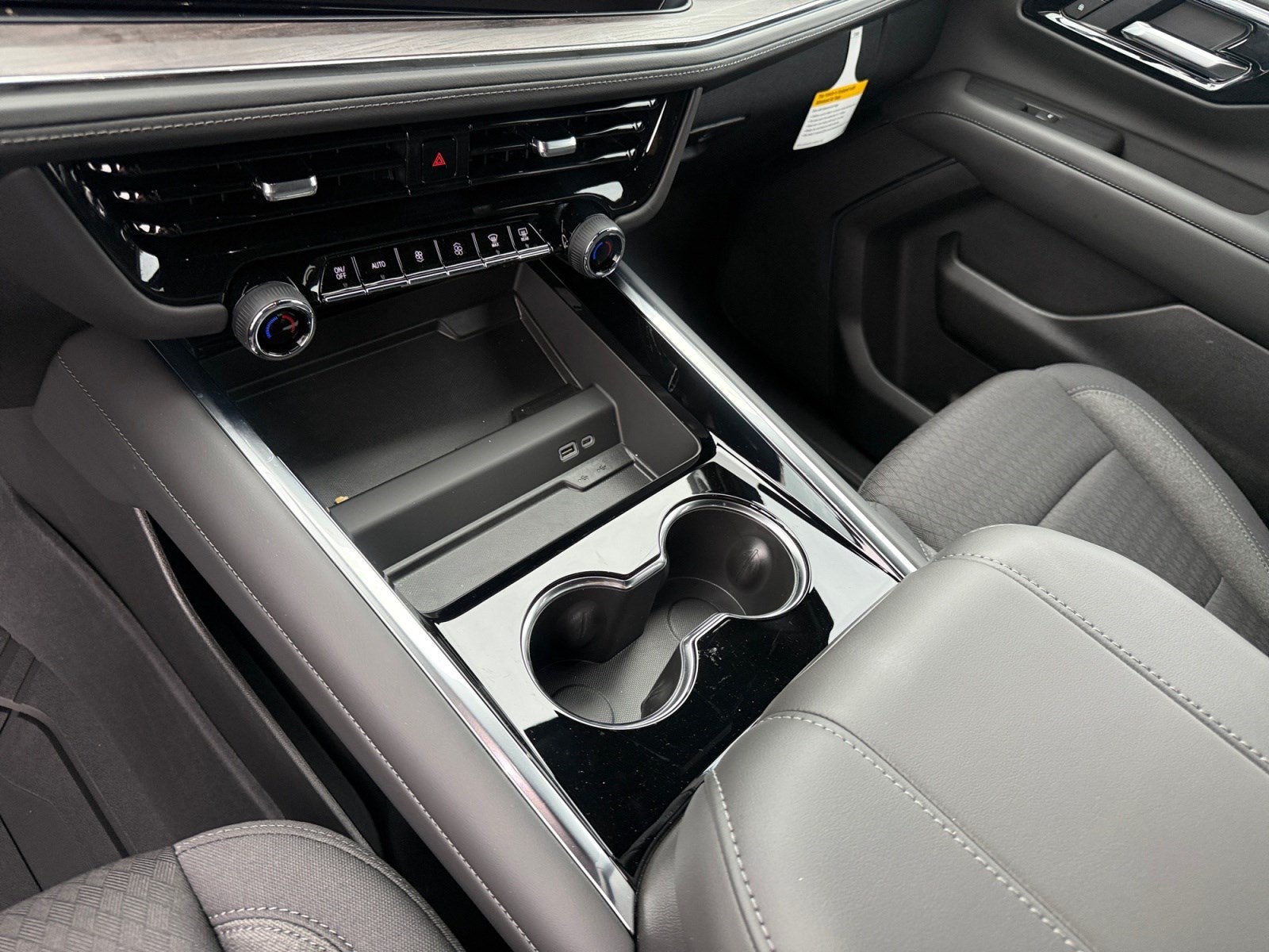 2027 Chevrolet Tahoe LS