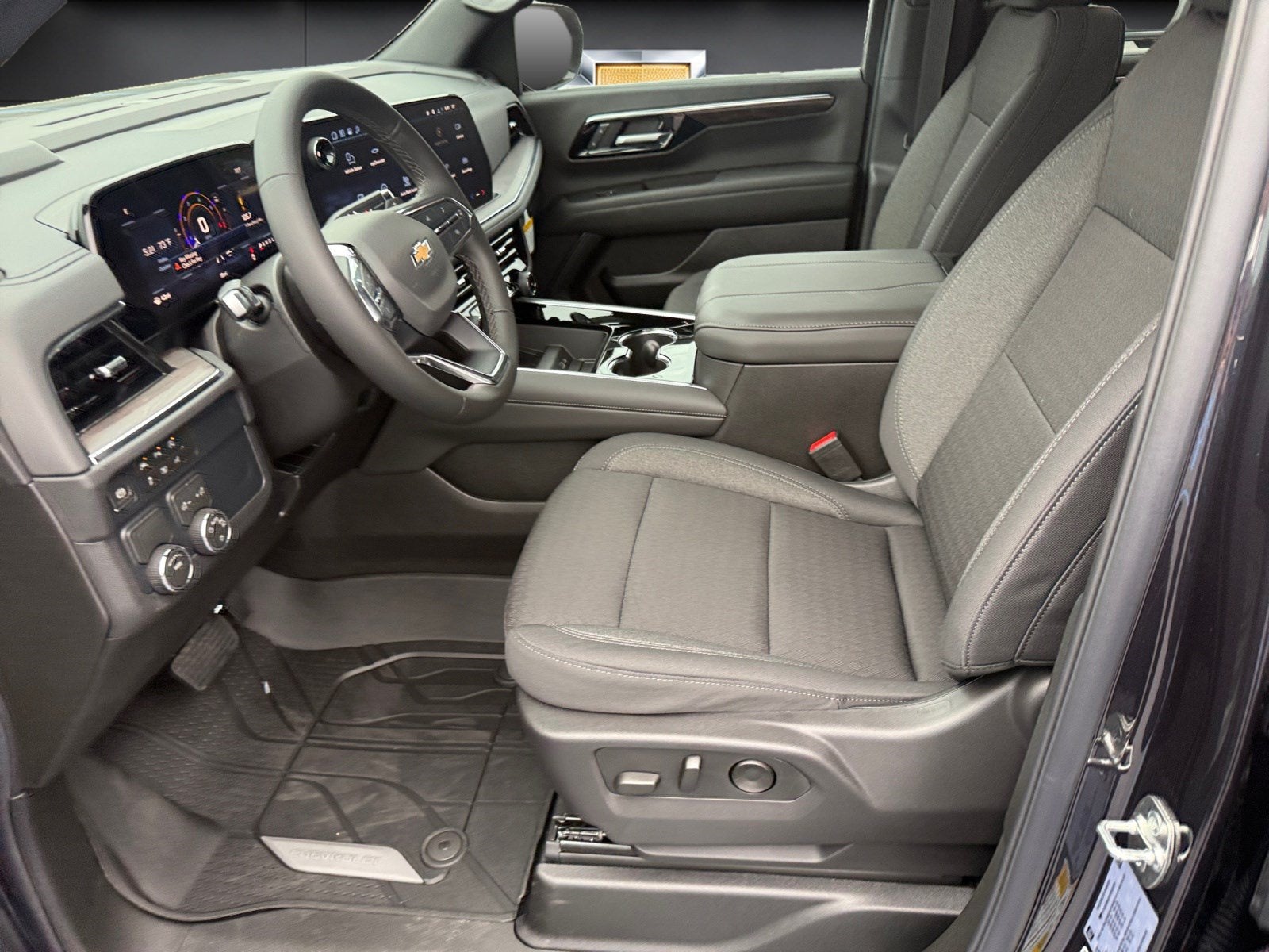 2027 Chevrolet Tahoe LS