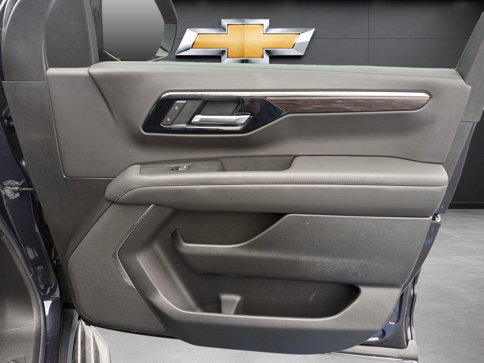 2027 Chevrolet Tahoe LS