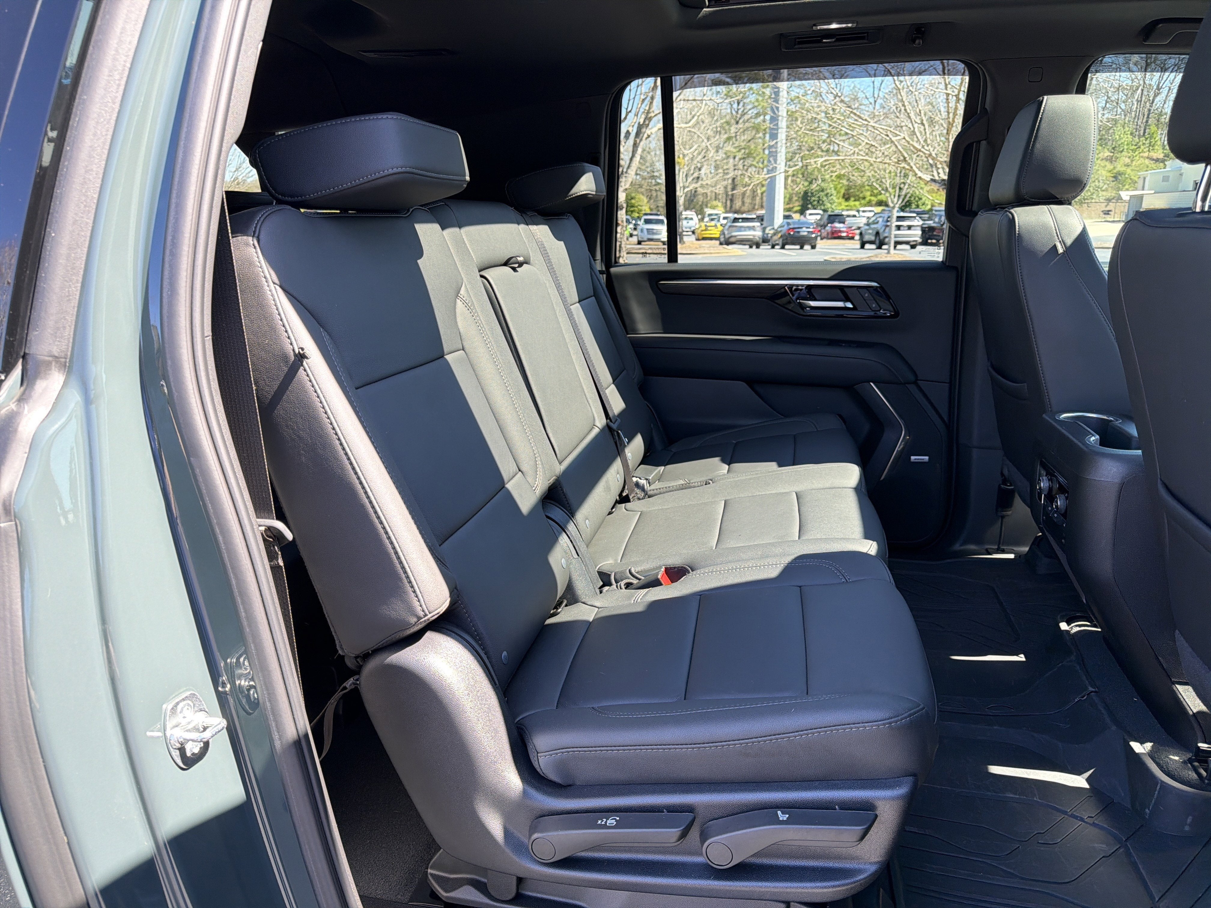 2025 Chevrolet Suburban Z71