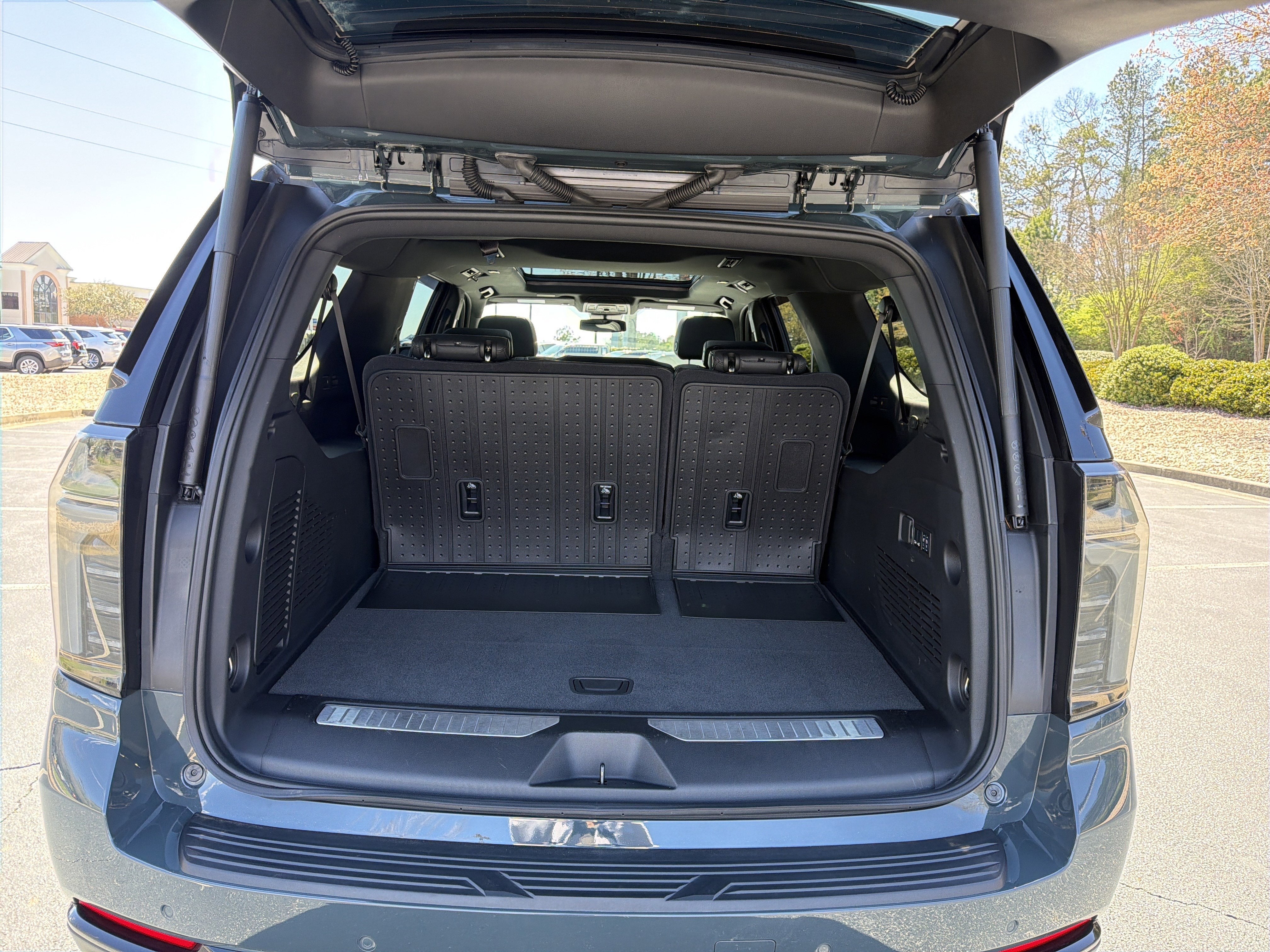 2025 Chevrolet Suburban Z71