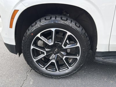 2025 Chevrolet Suburban RST