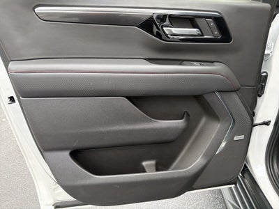 2025 Chevrolet Suburban RST