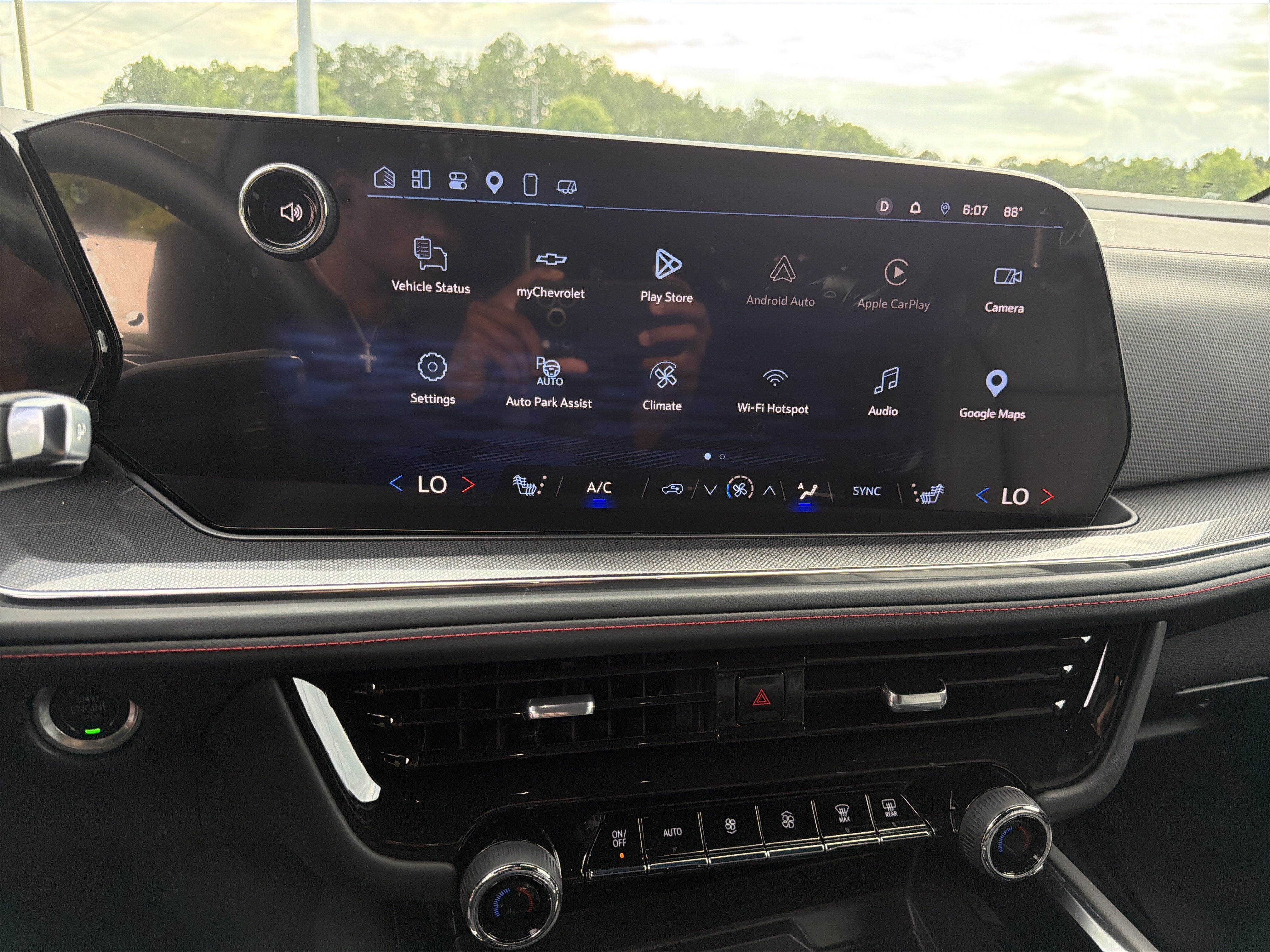 2025 Chevrolet Suburban RST