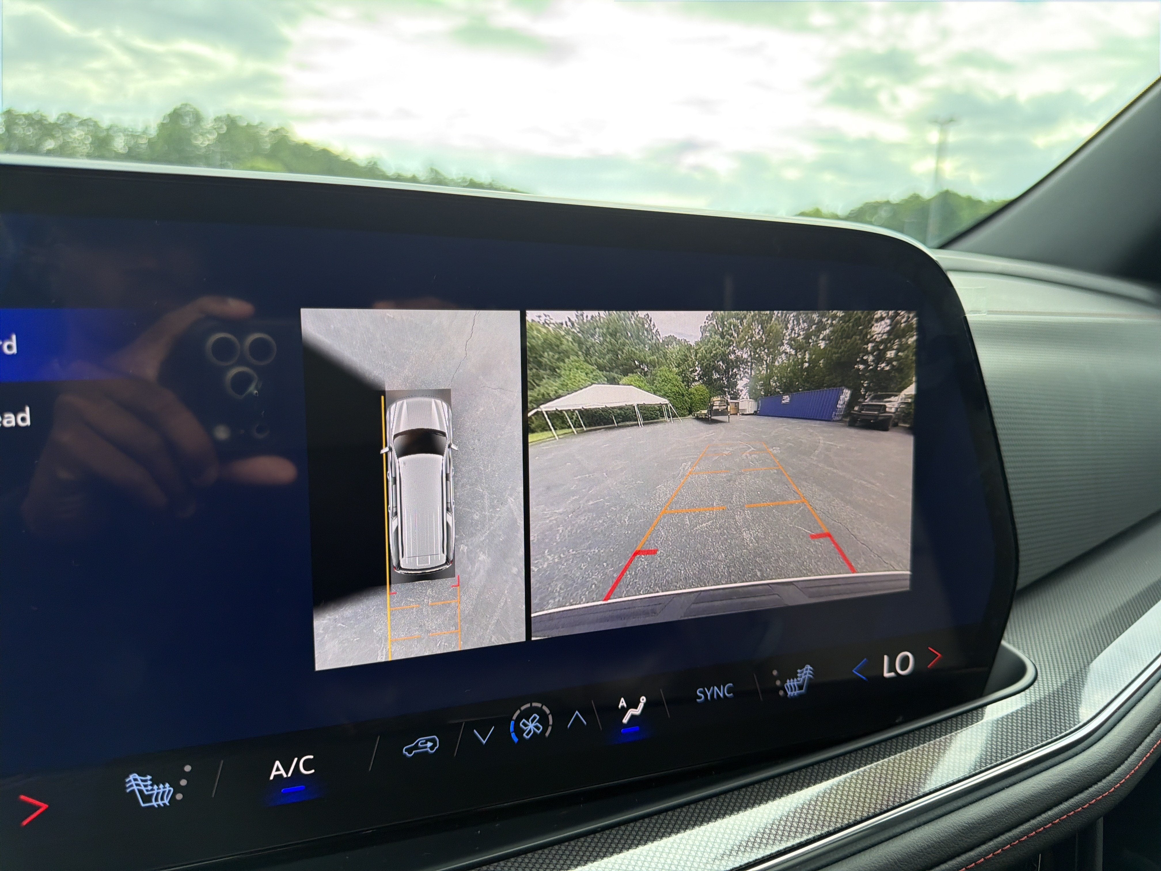 2025 Chevrolet Suburban RST