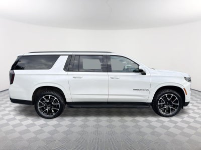 2025 Chevrolet Suburban RST