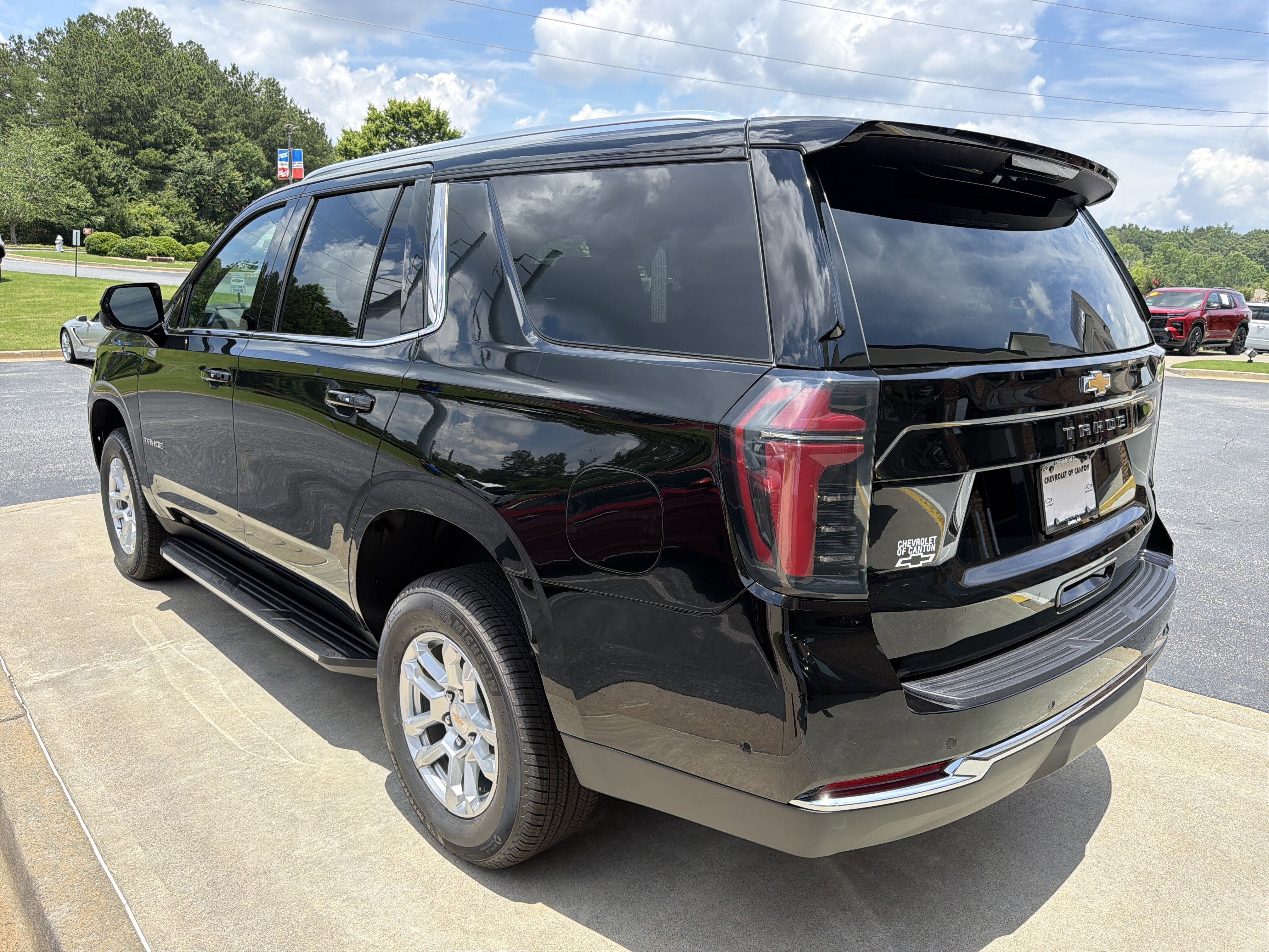 2026 Chevrolet Tahoe LS