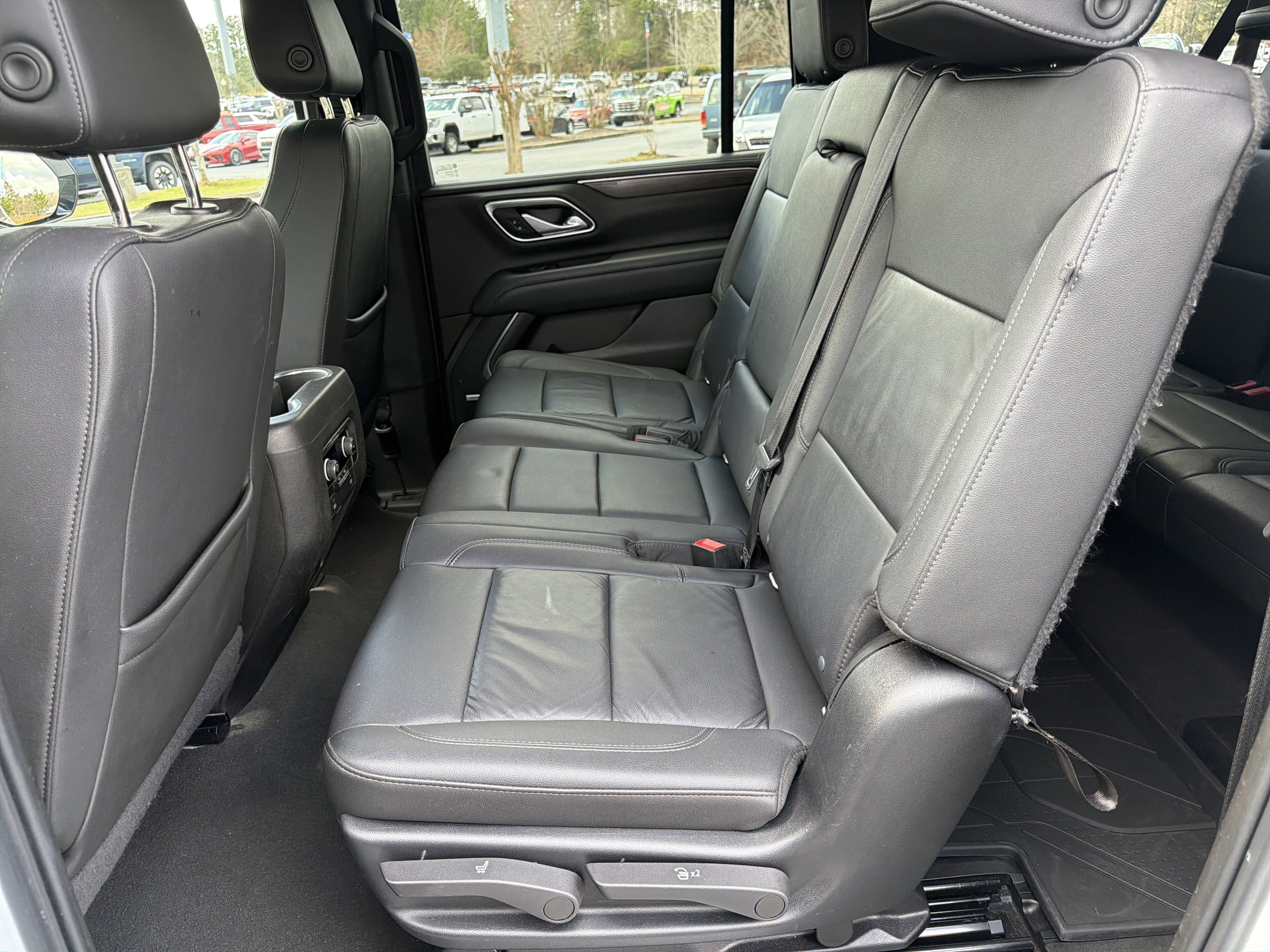 2022 Chevrolet Suburban LT