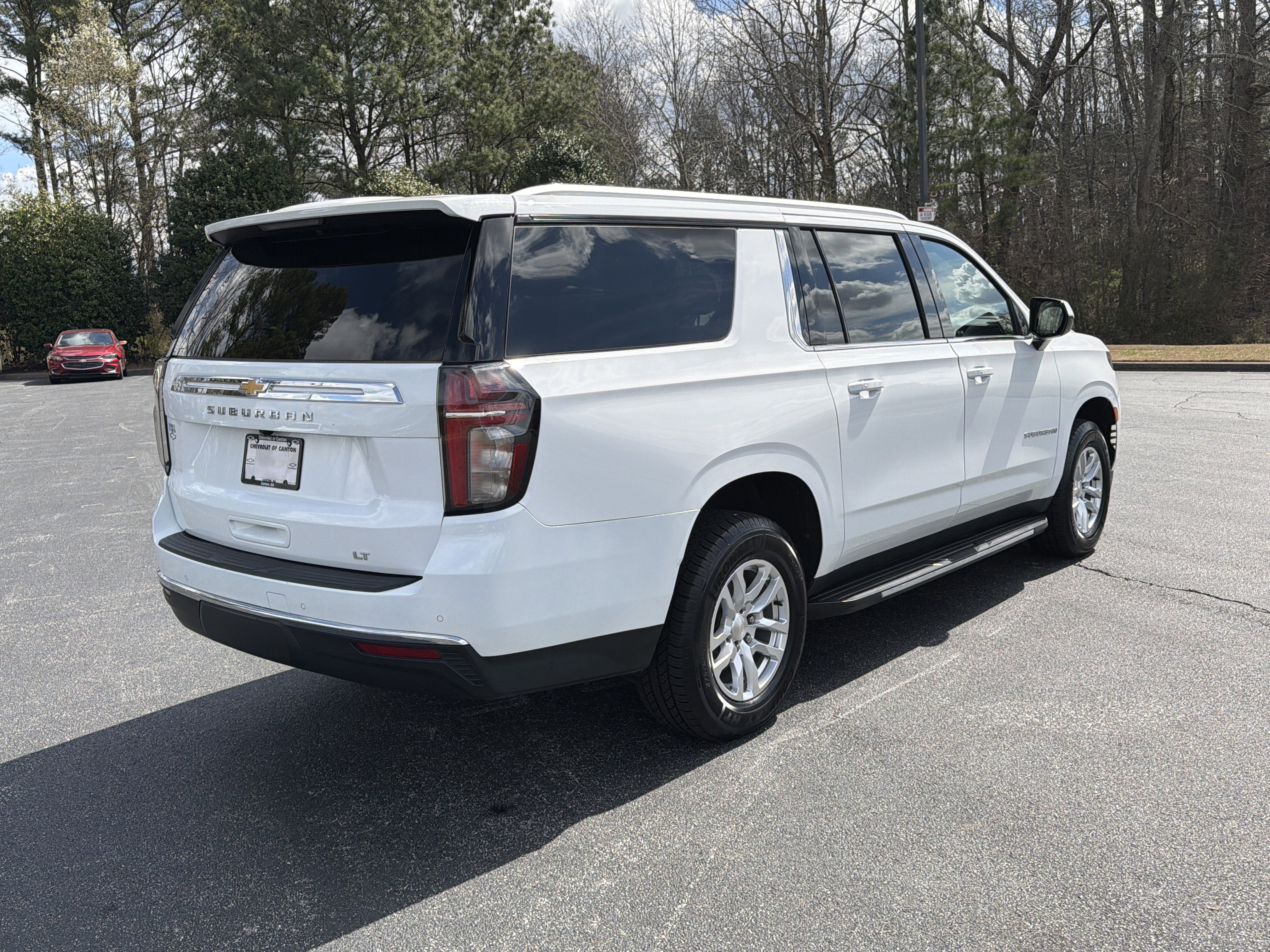 2022 Chevrolet Suburban LT