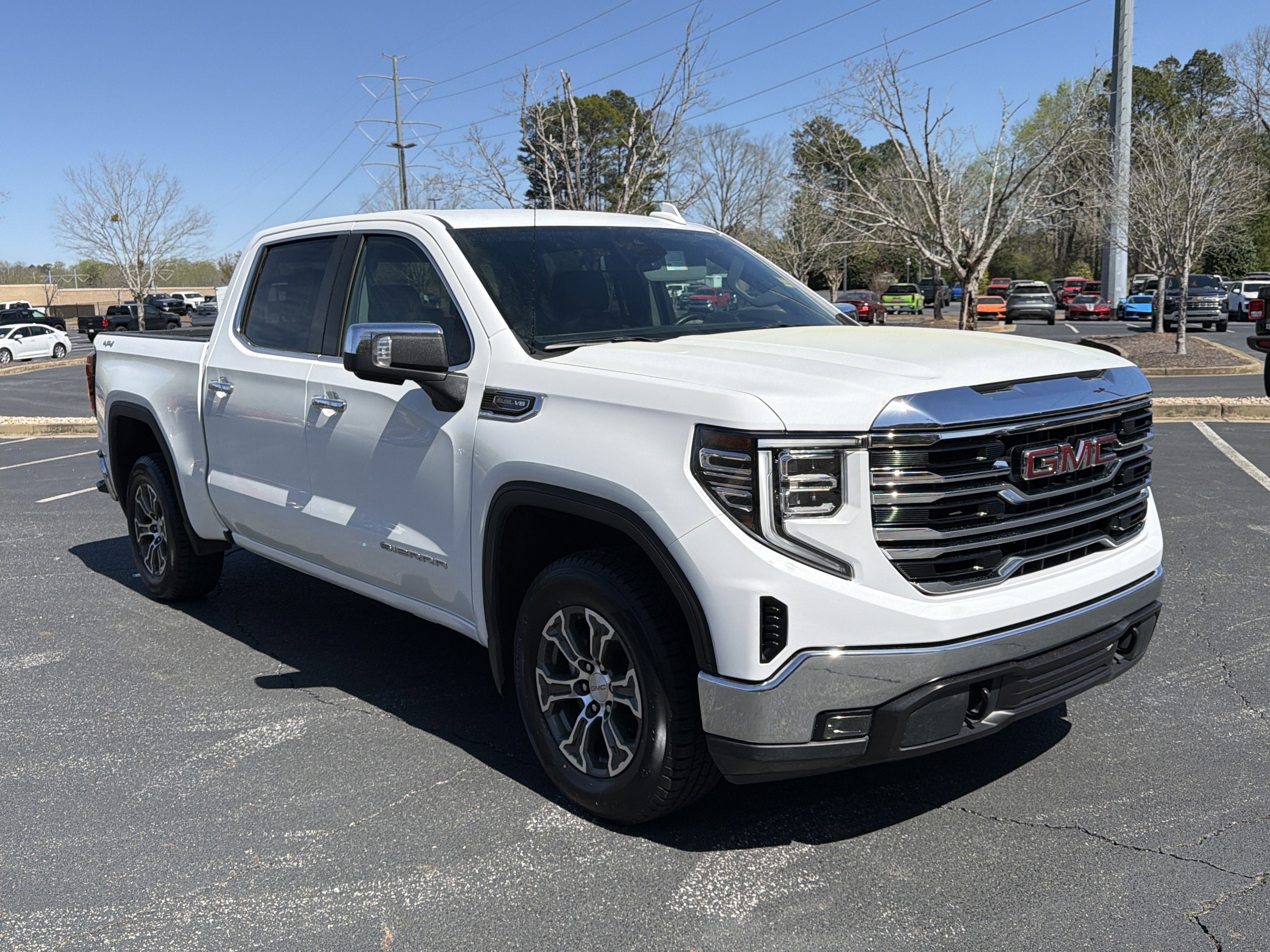 2025 GMC Sierra 1500 SLT