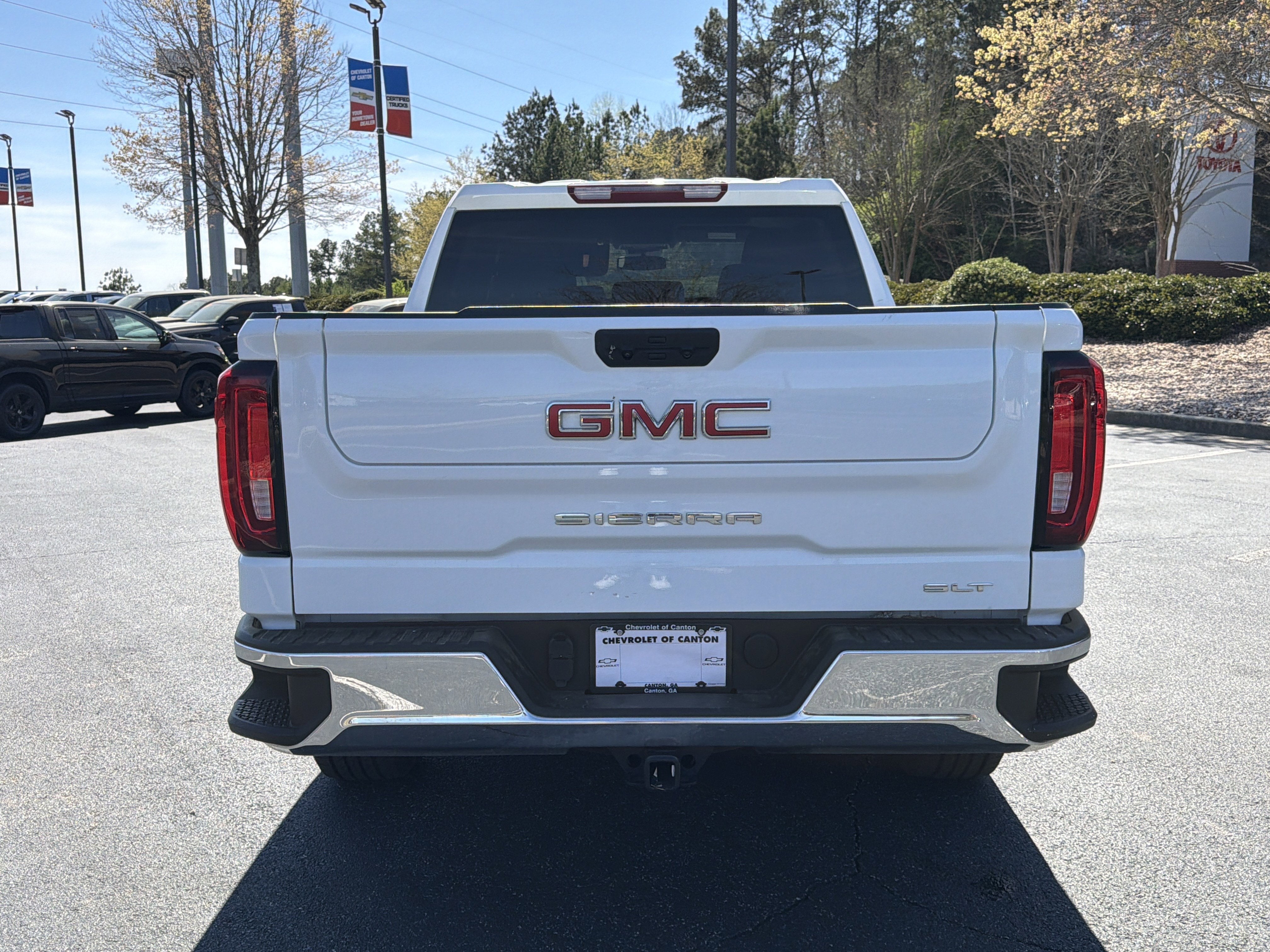 2025 GMC Sierra 1500 SLT