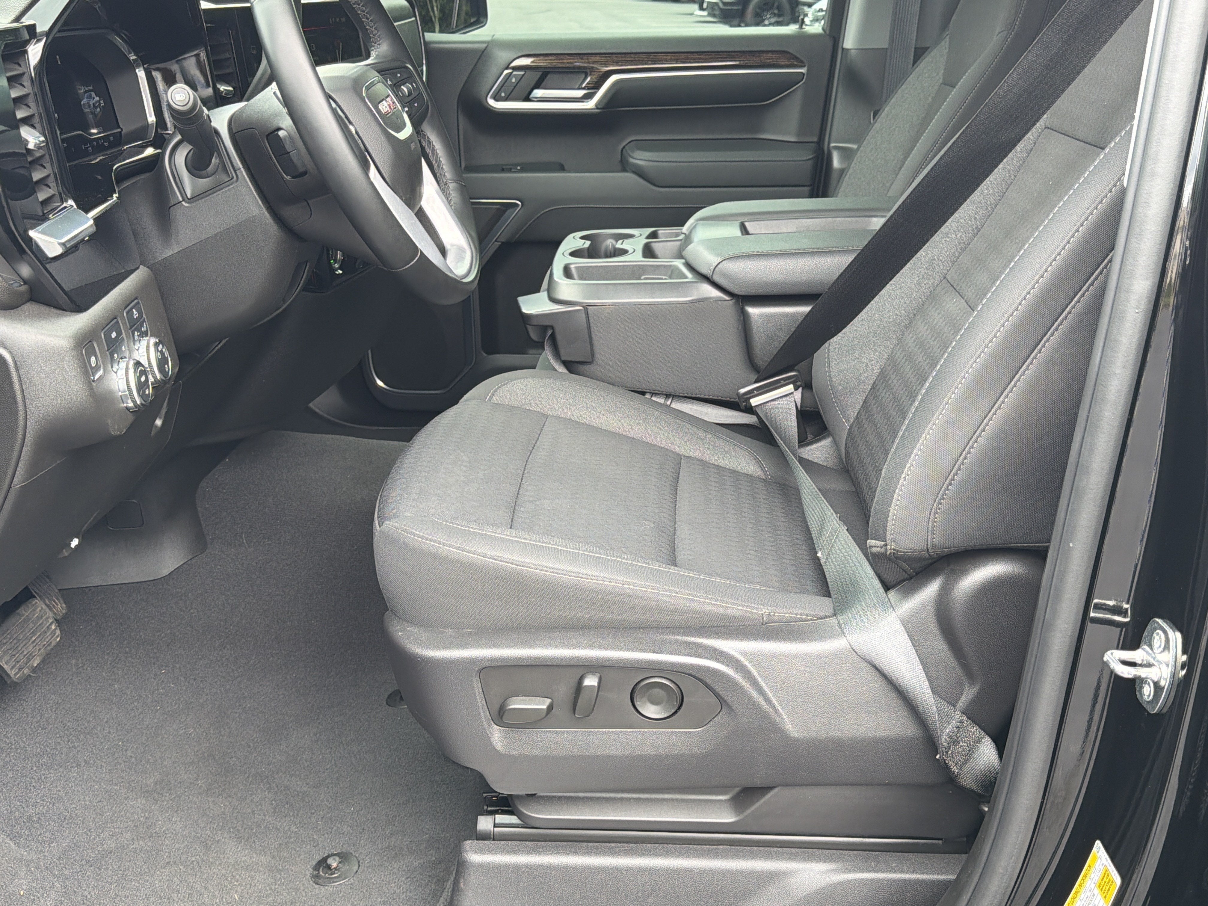 2023 GMC Sierra 1500 SLE