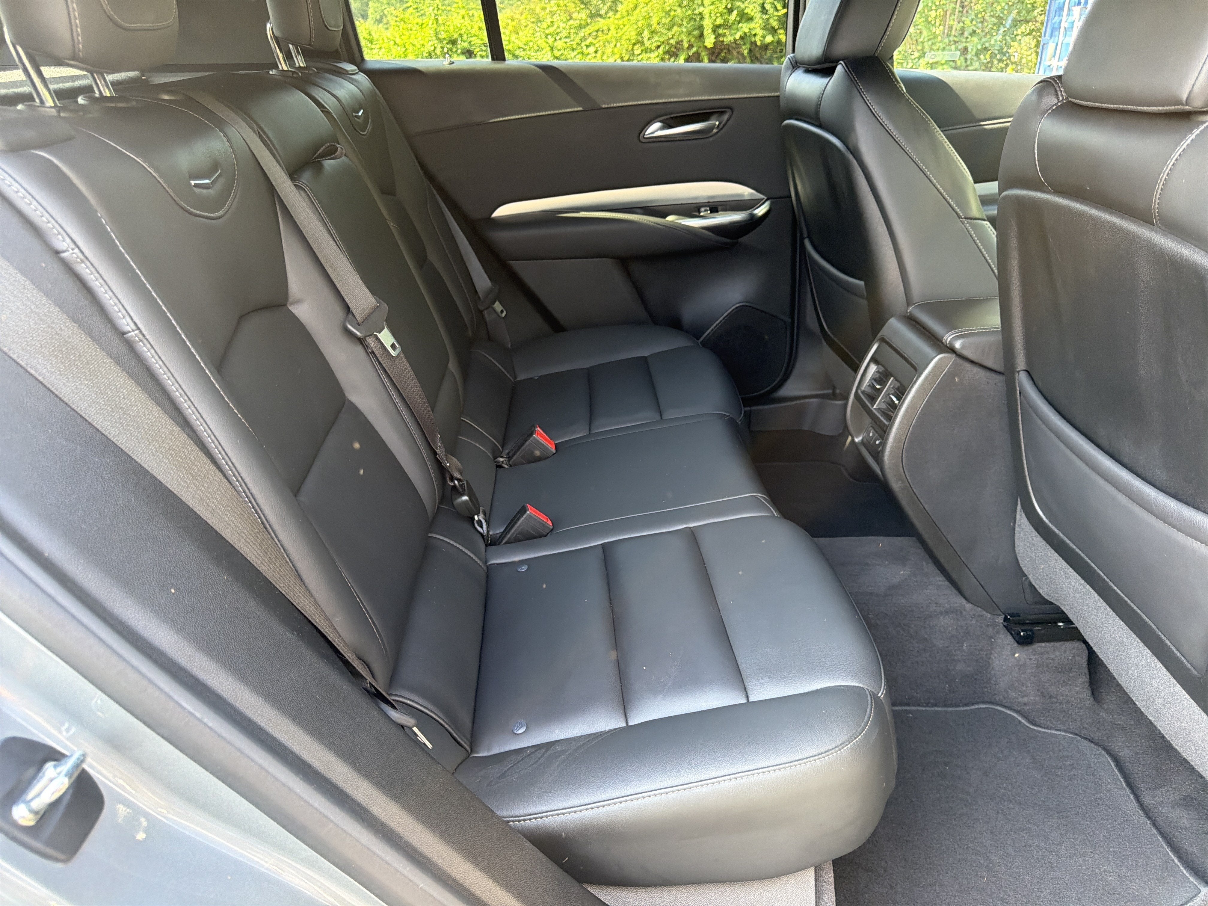 2023 Cadillac XT4 FWD Premium Luxury