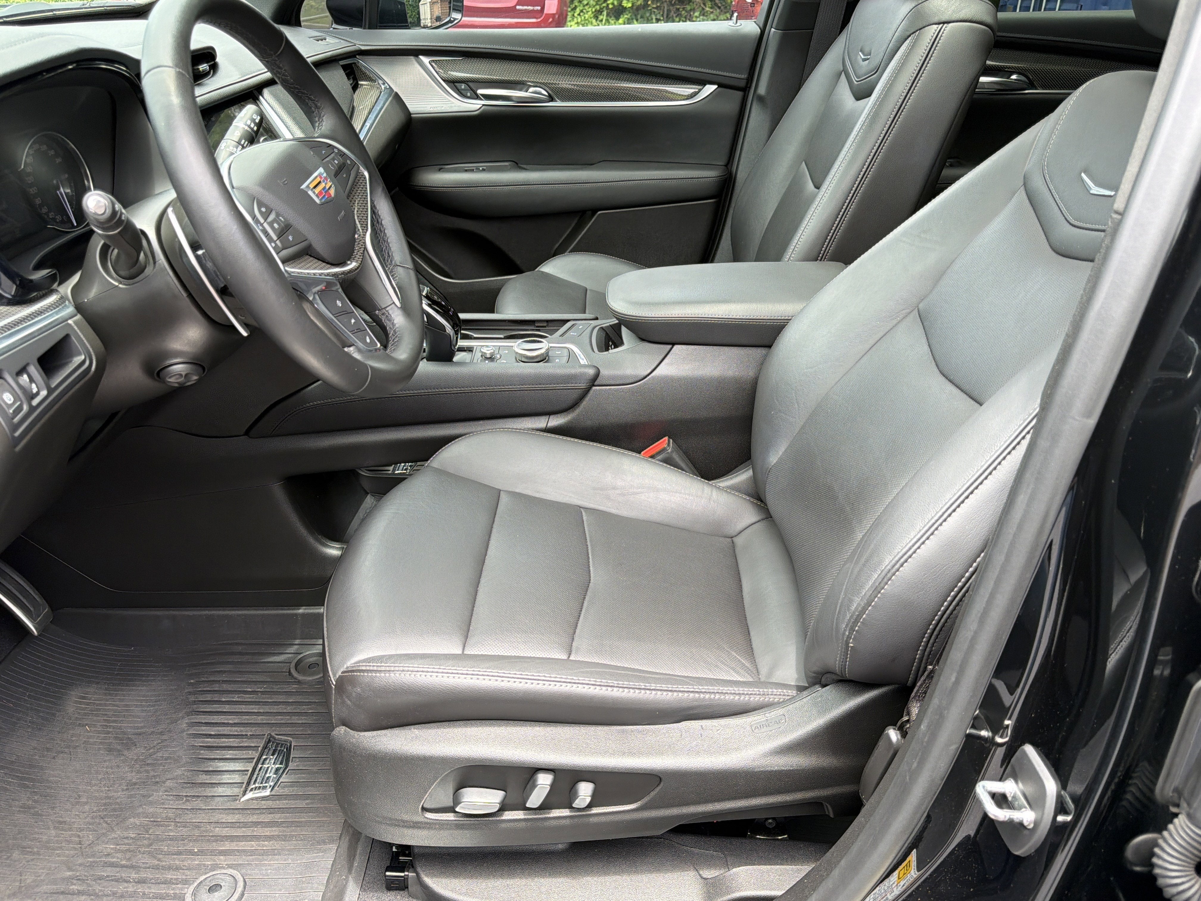 2021 Cadillac XT5 AWD Sport