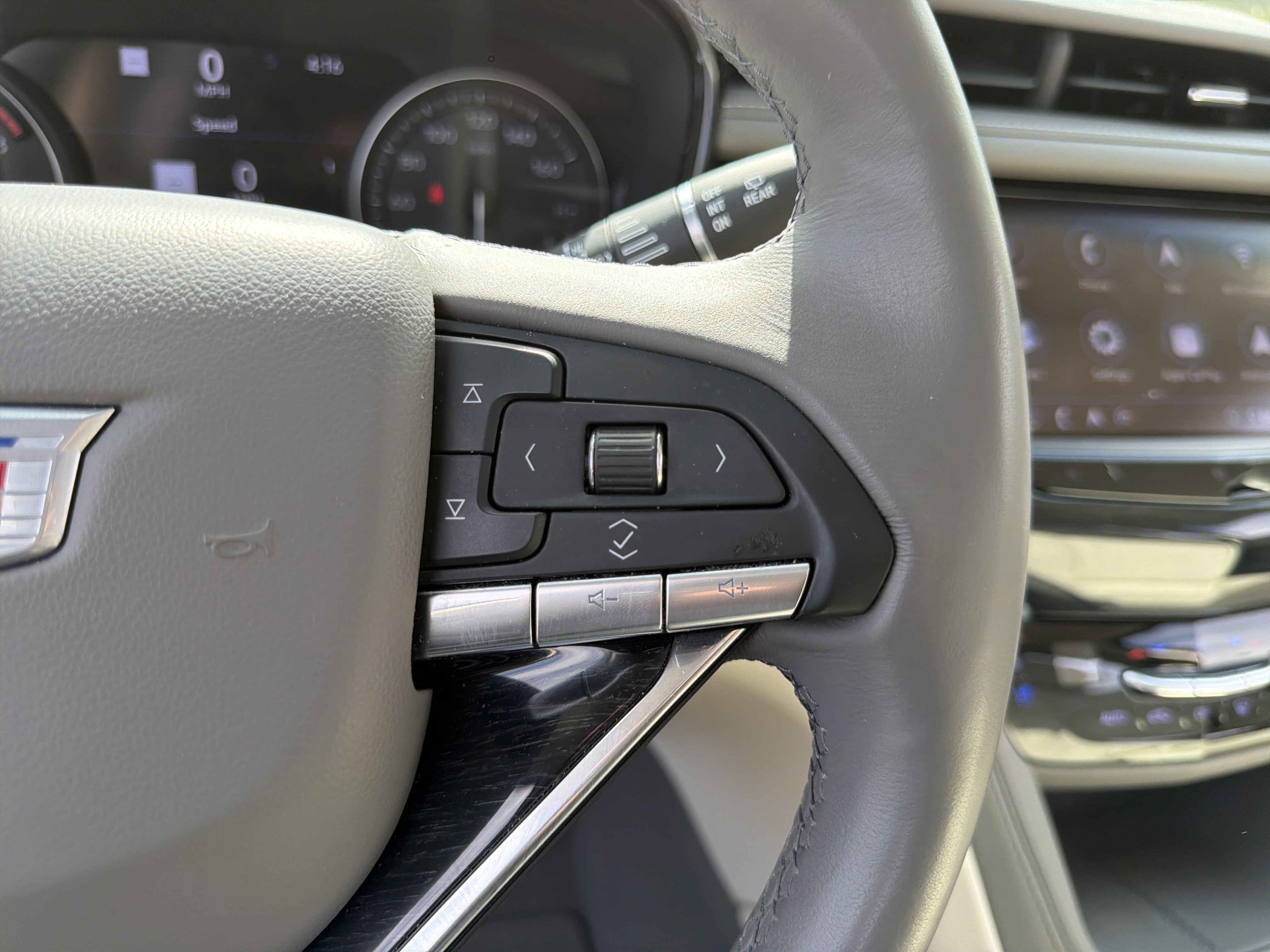 2020 Cadillac XT6 FWD Premium Luxury