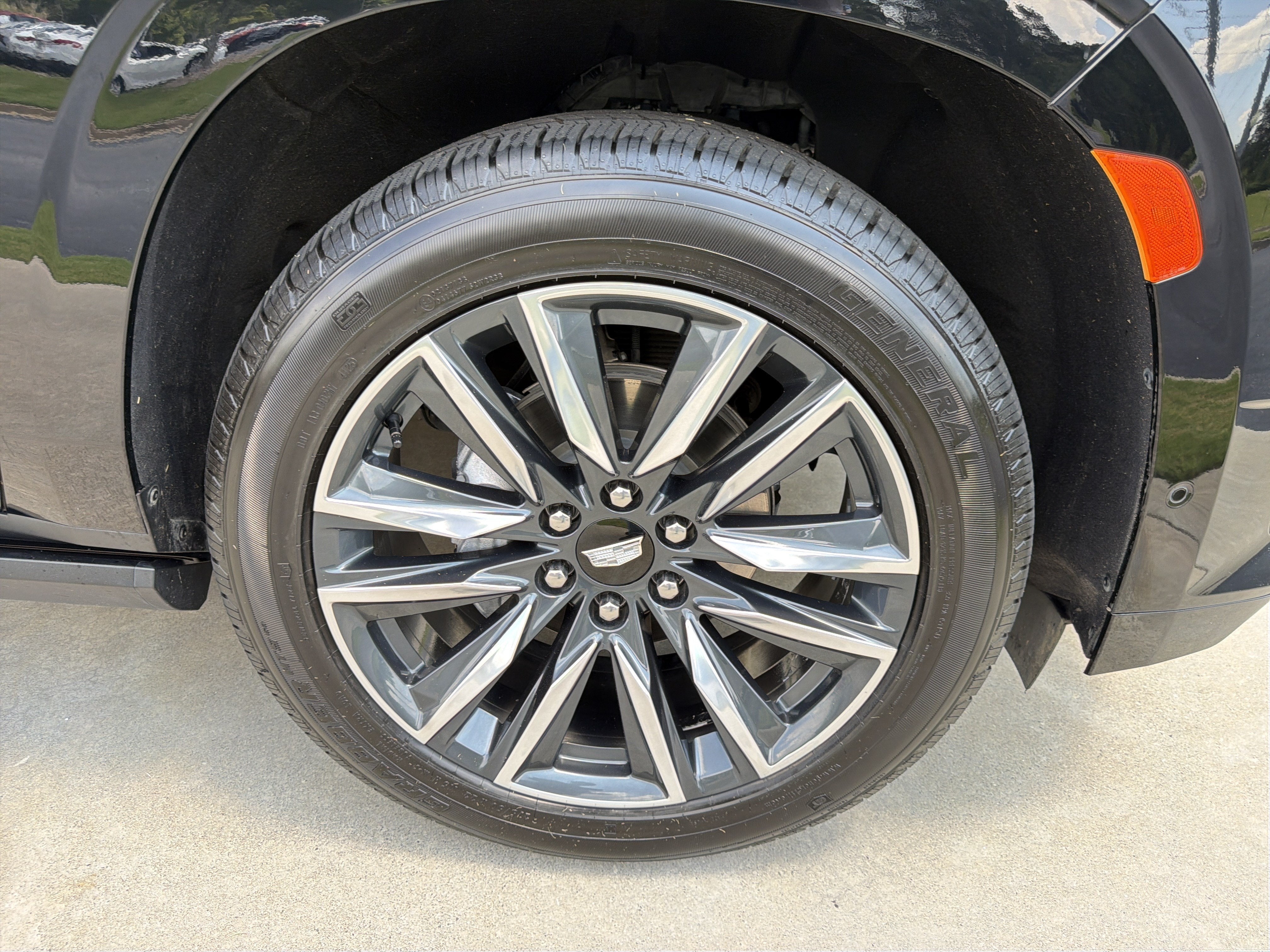 2021 Cadillac Escalade Sport
