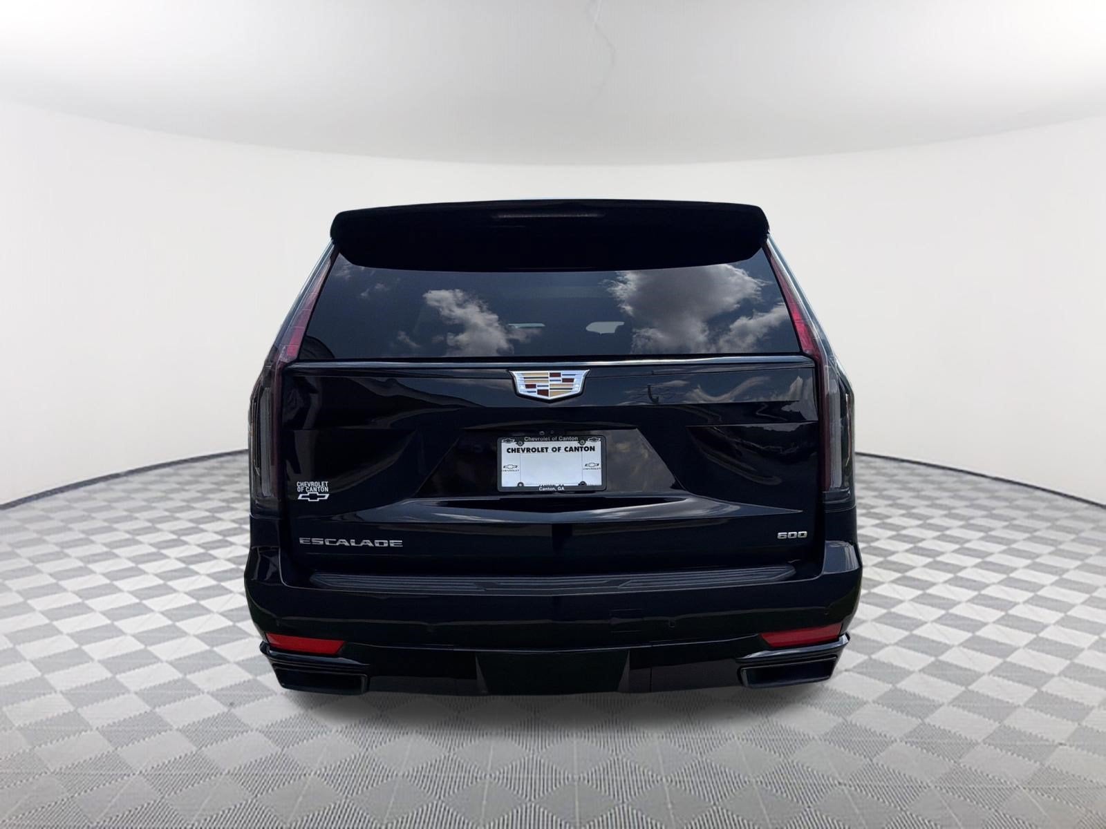2021 Cadillac Escalade Sport