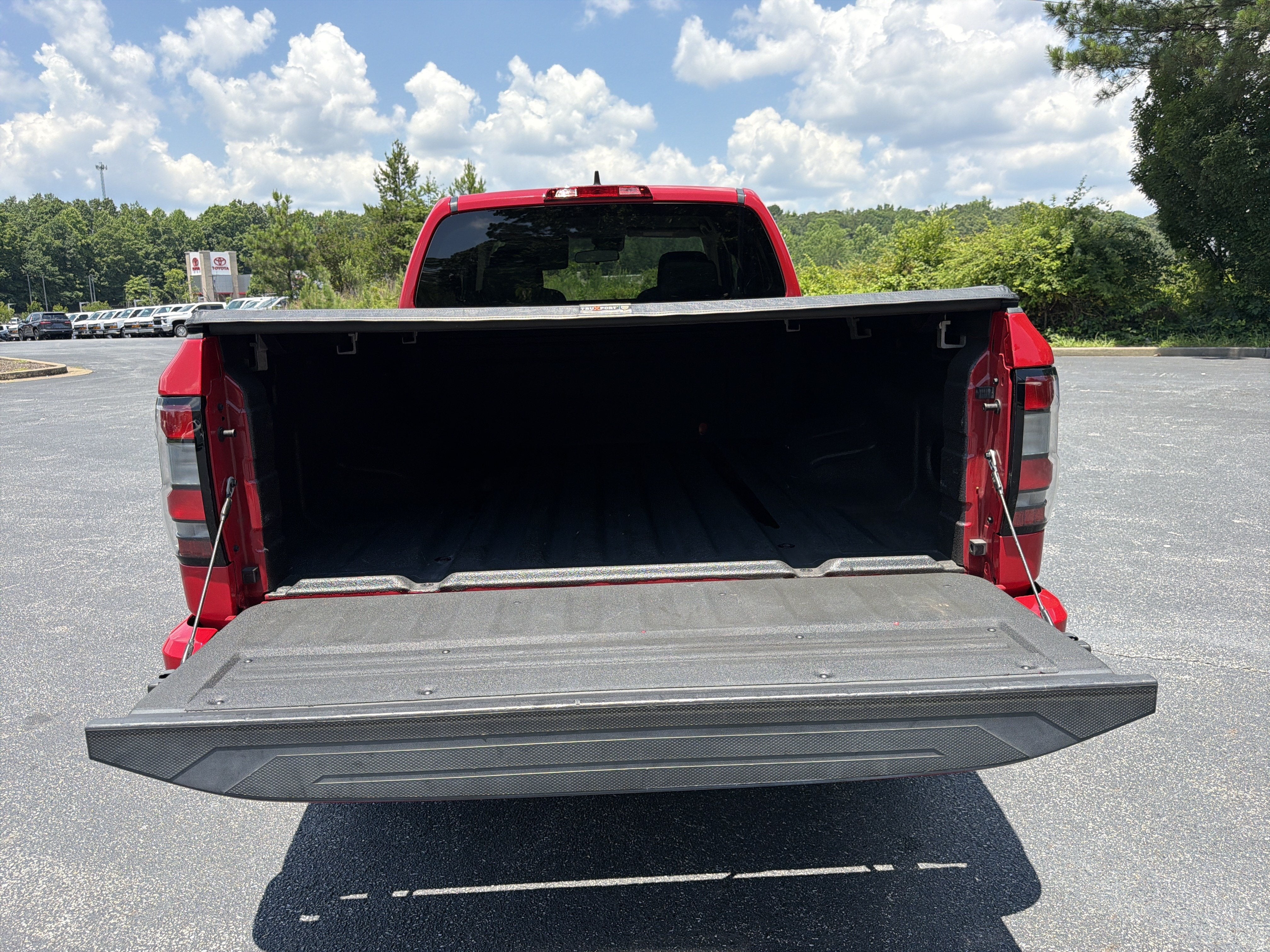 2022 Nissan Frontier SV