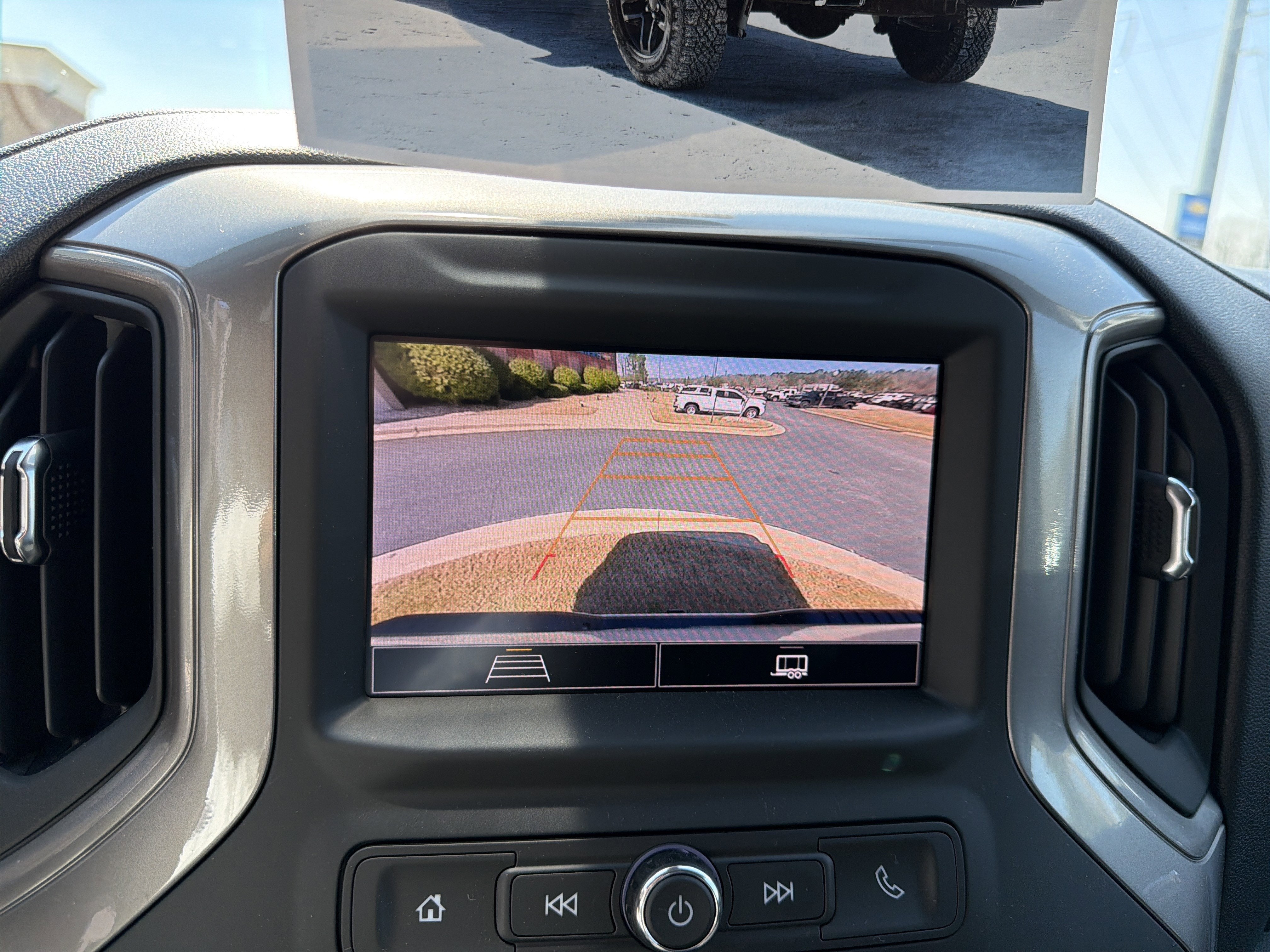 2026 Chevrolet Silverado 2500HD Custom