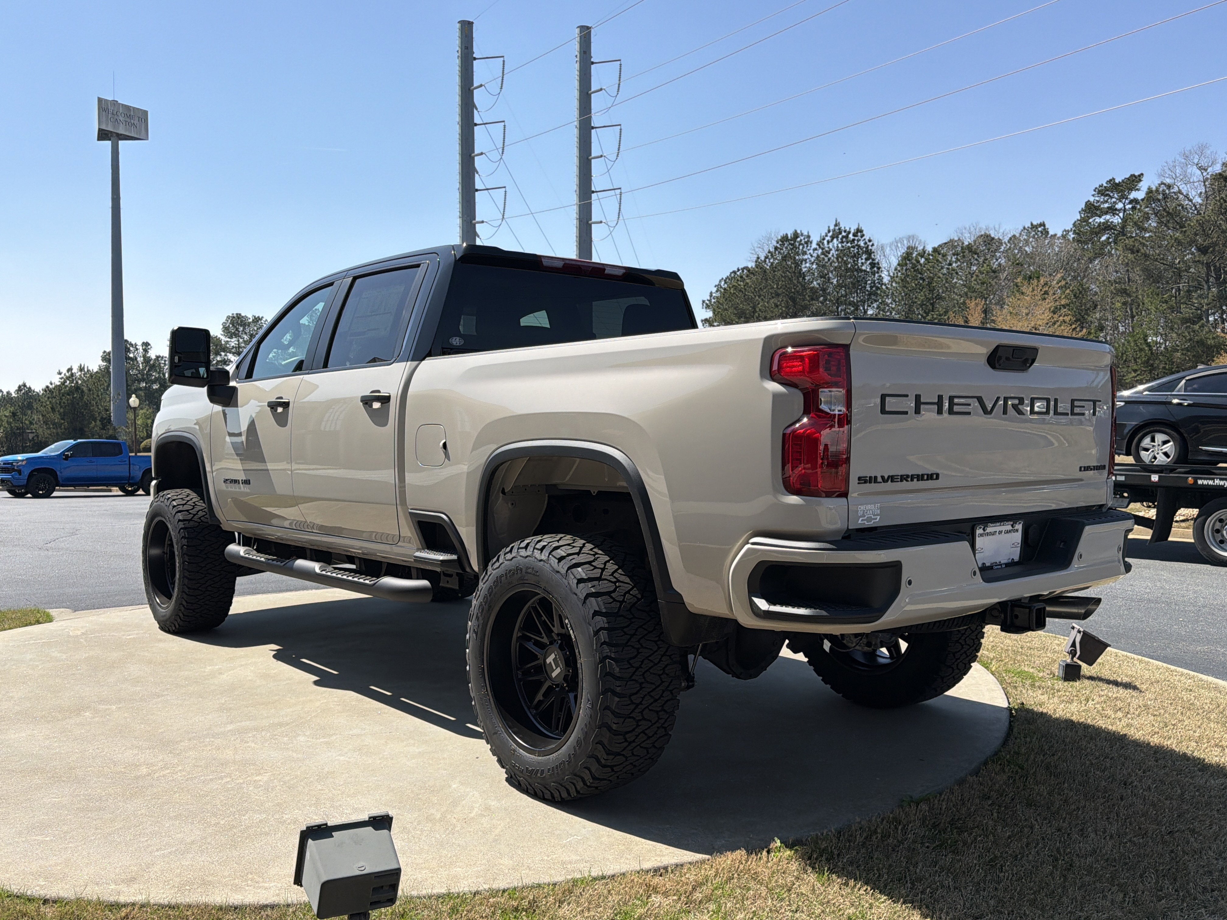 2026 Chevrolet Silverado 2500HD Custom