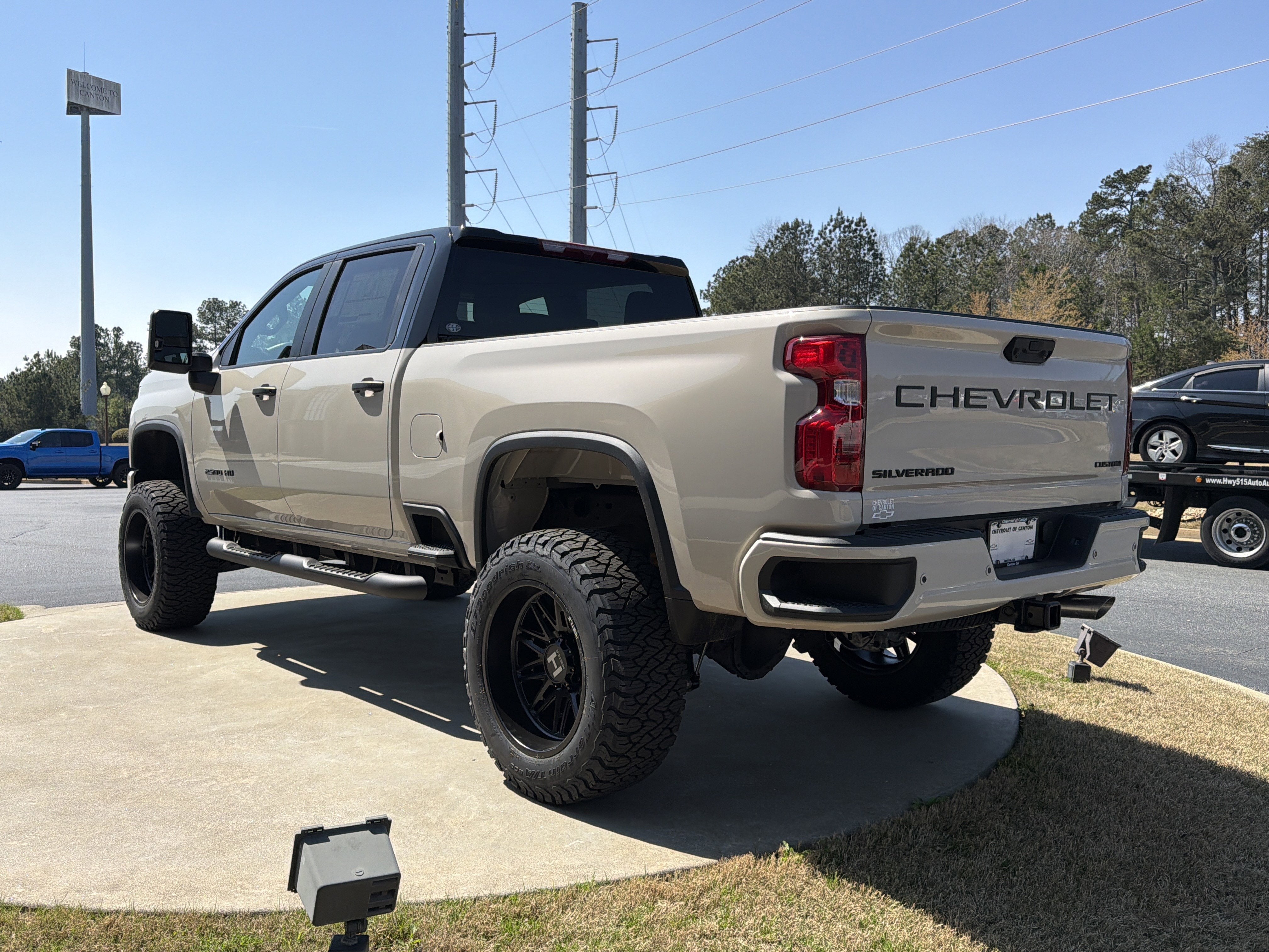 2026 Chevrolet Silverado 2500HD Custom